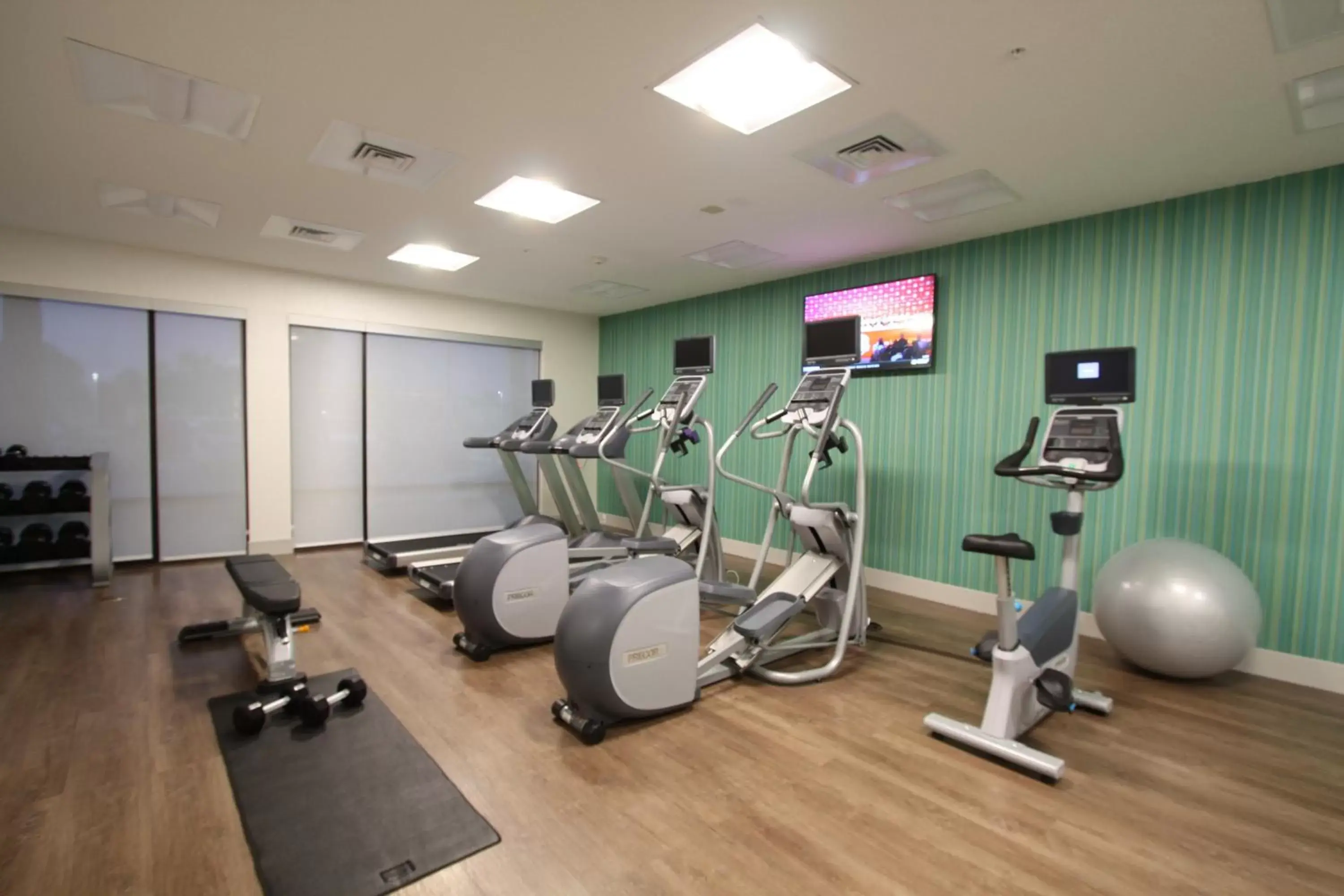 Fitness centre/facilities, Fitness Center/Facilities in Holiday Inn Express & Suites Lakeland South, an IHG Hotel
