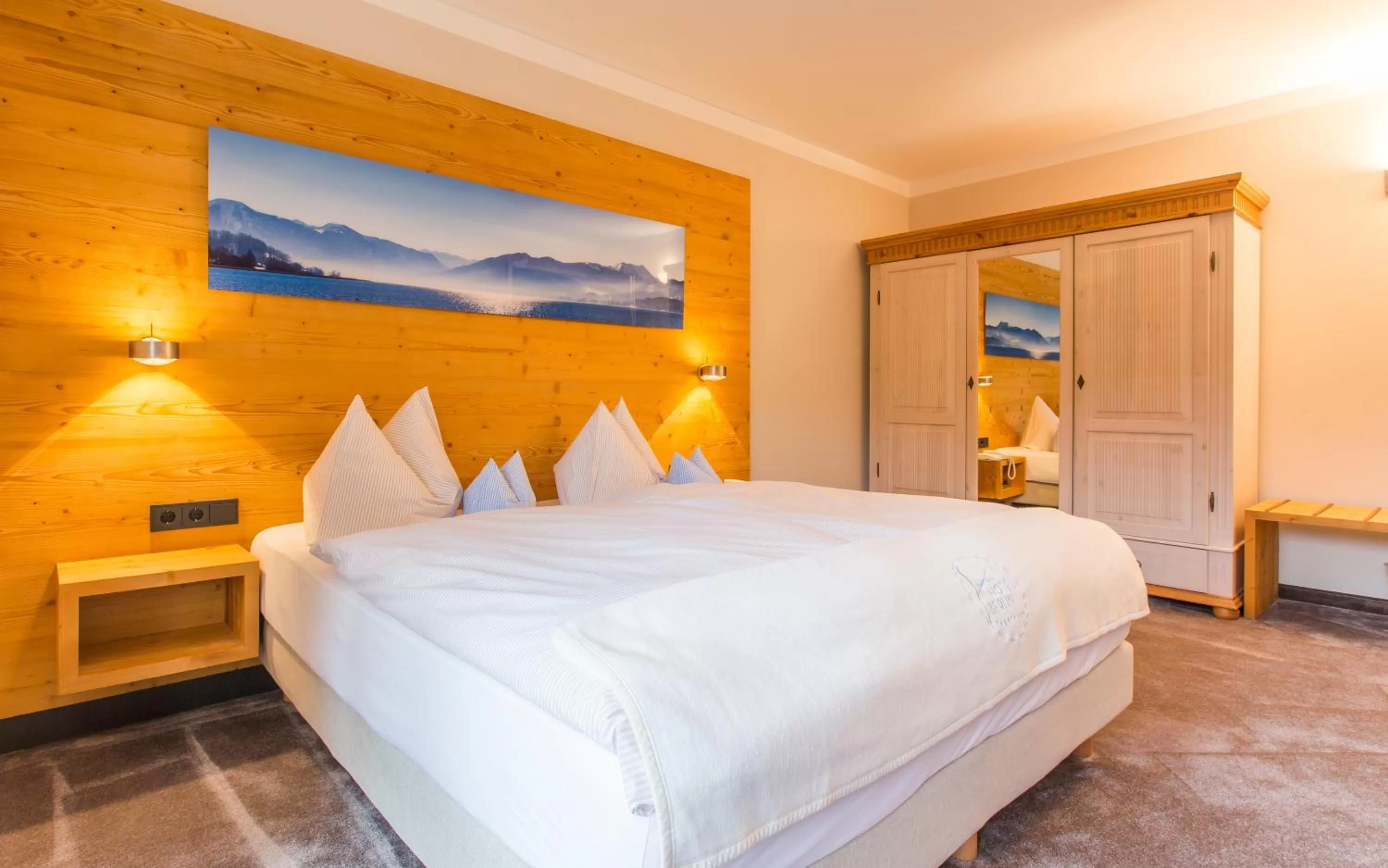 Bed in Hotel Berlin Tegernsee