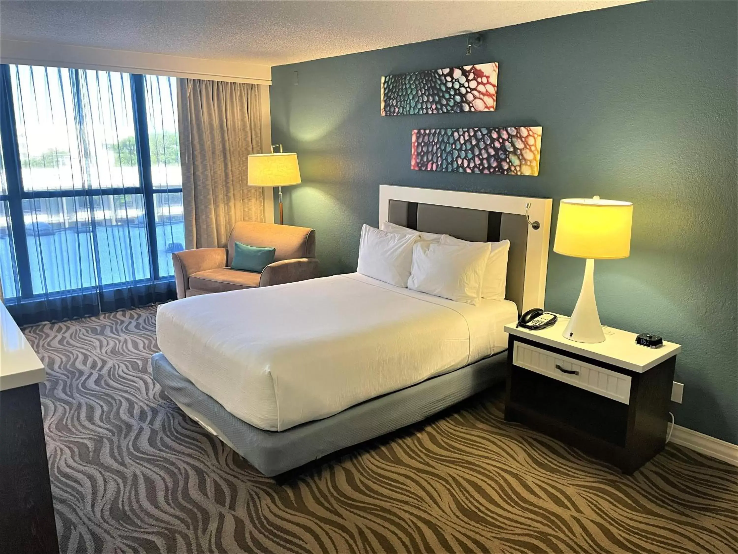 Bedroom, Bed in Wyndham Lake Buena Vista Resort Disney Springs® Resort Area