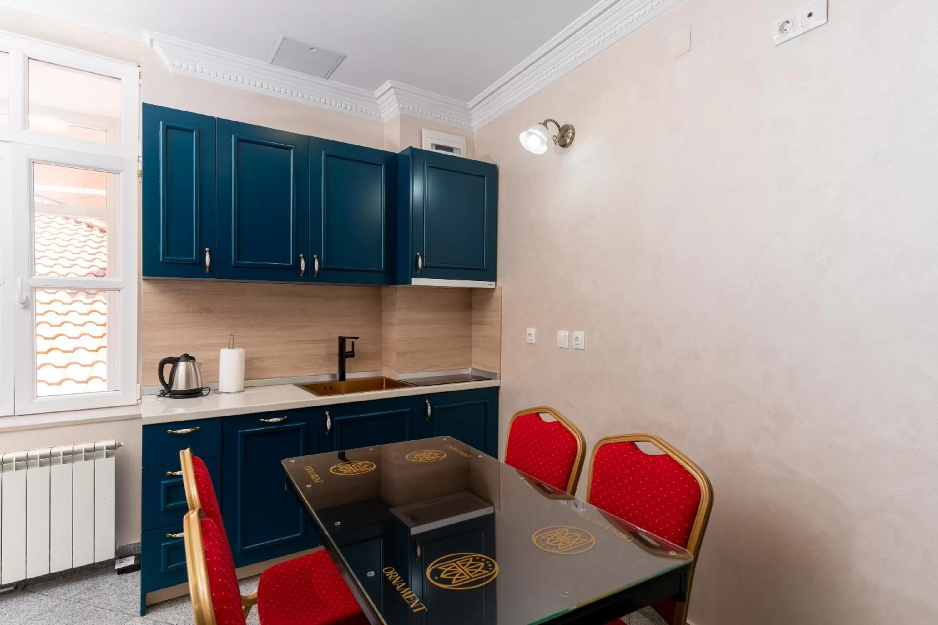 Kitchen or kitchenette in Ornament Hotel