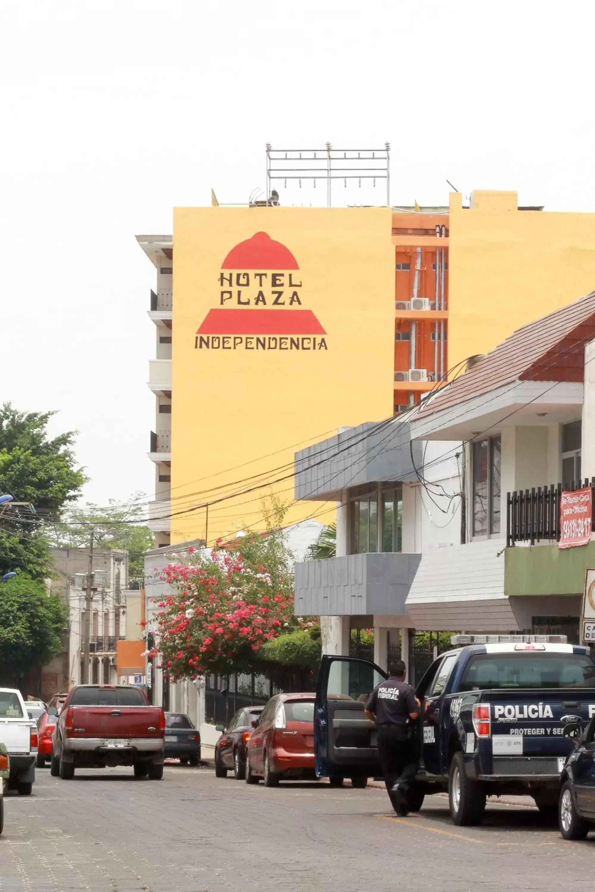 Property Building in Hotel Plaza Independencia