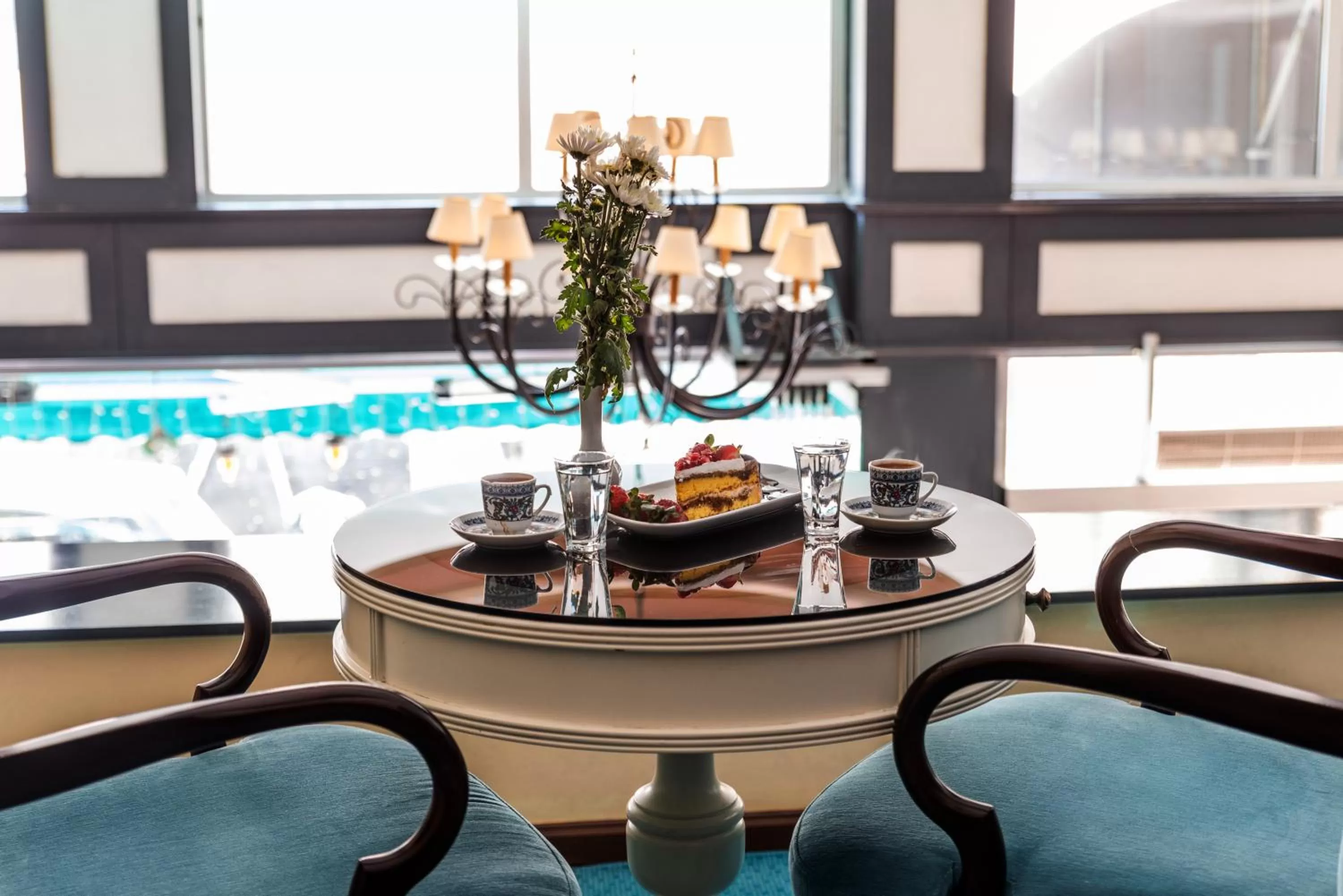 Restaurant/places to eat in Viva Deluxe Hotel