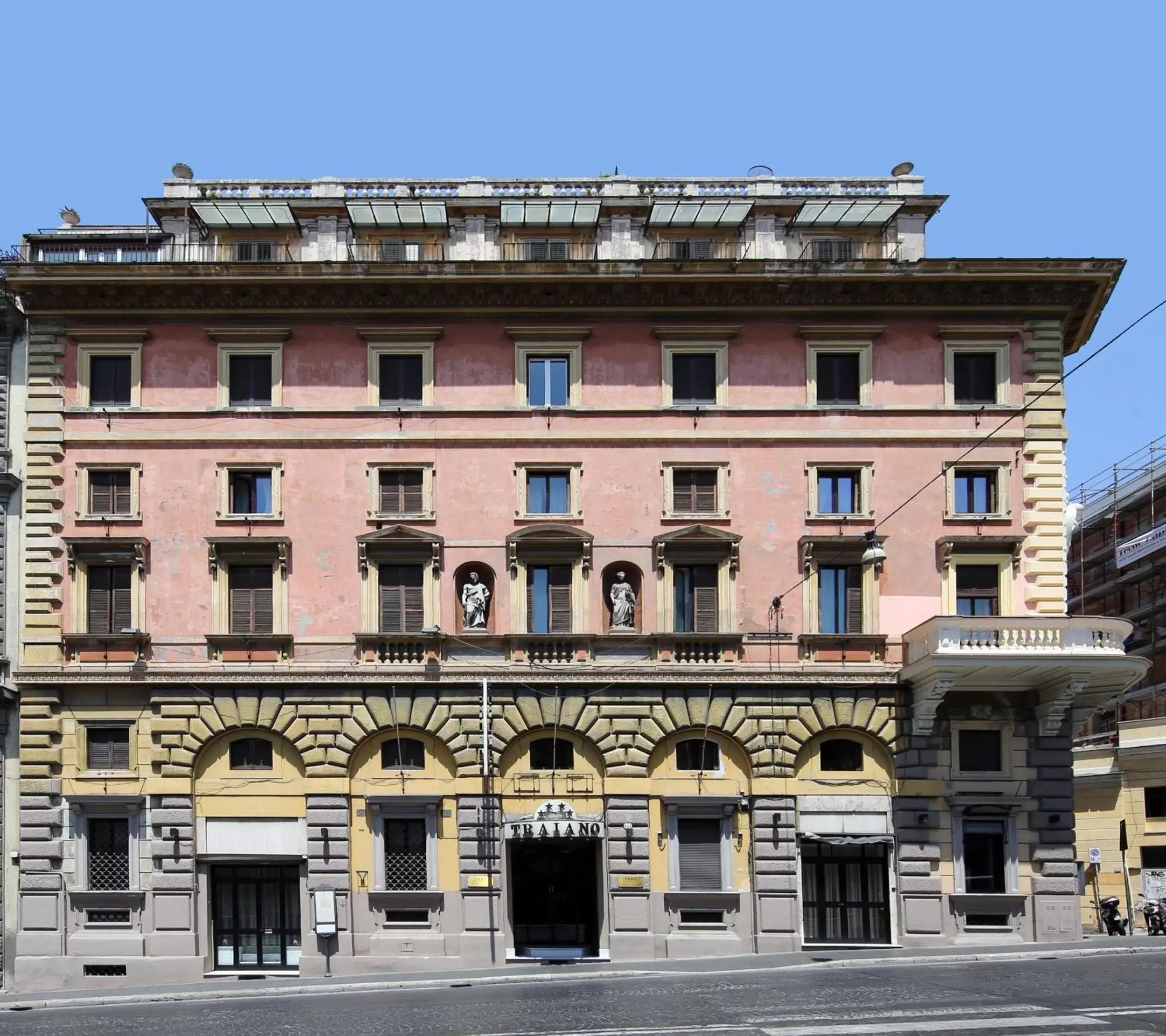 Facade/entrance, Property Building in Hotel Traiano