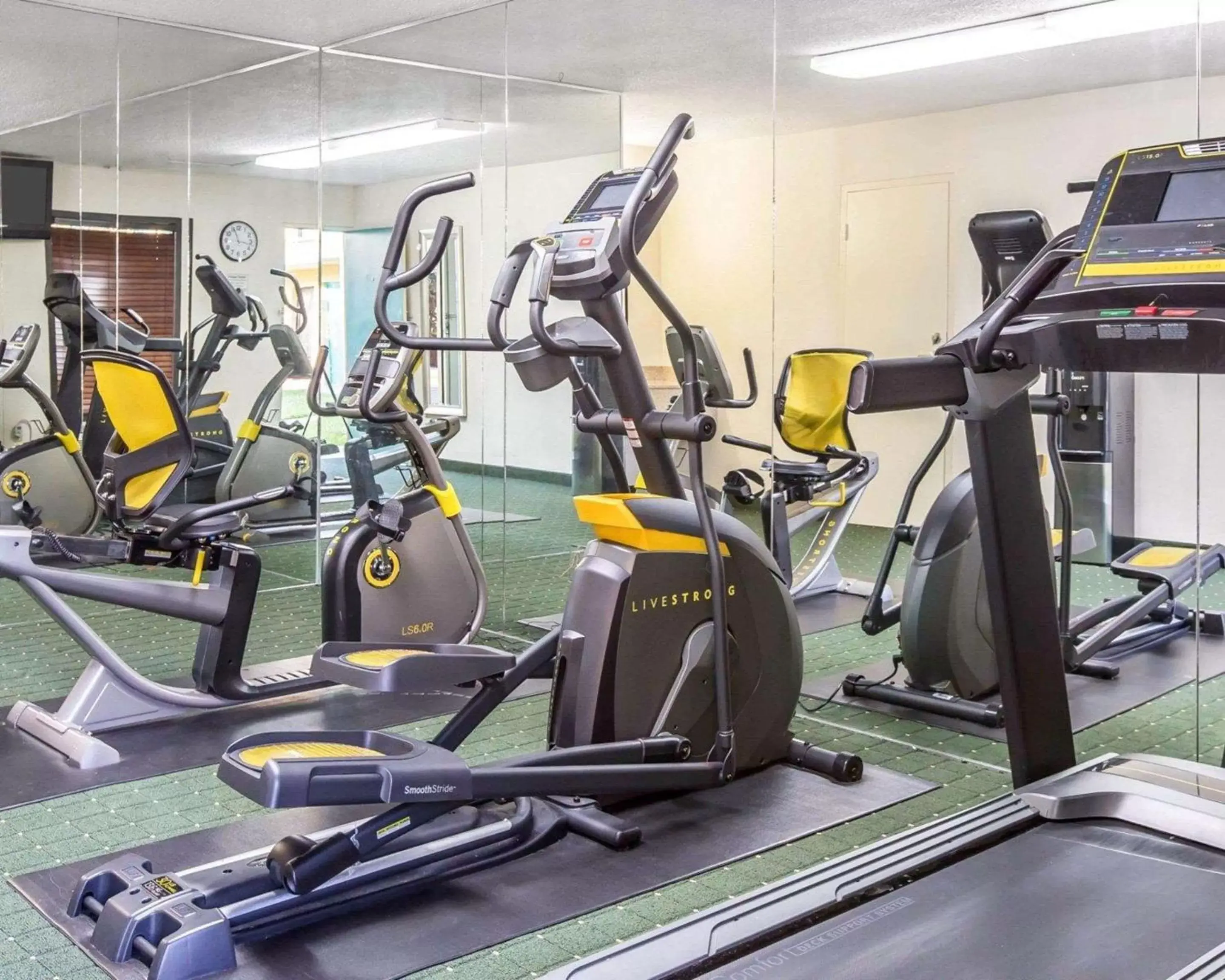 Fitness centre/facilities in Quality Inn Macon West Fitness centre/facilities in Quality Inn Macon West