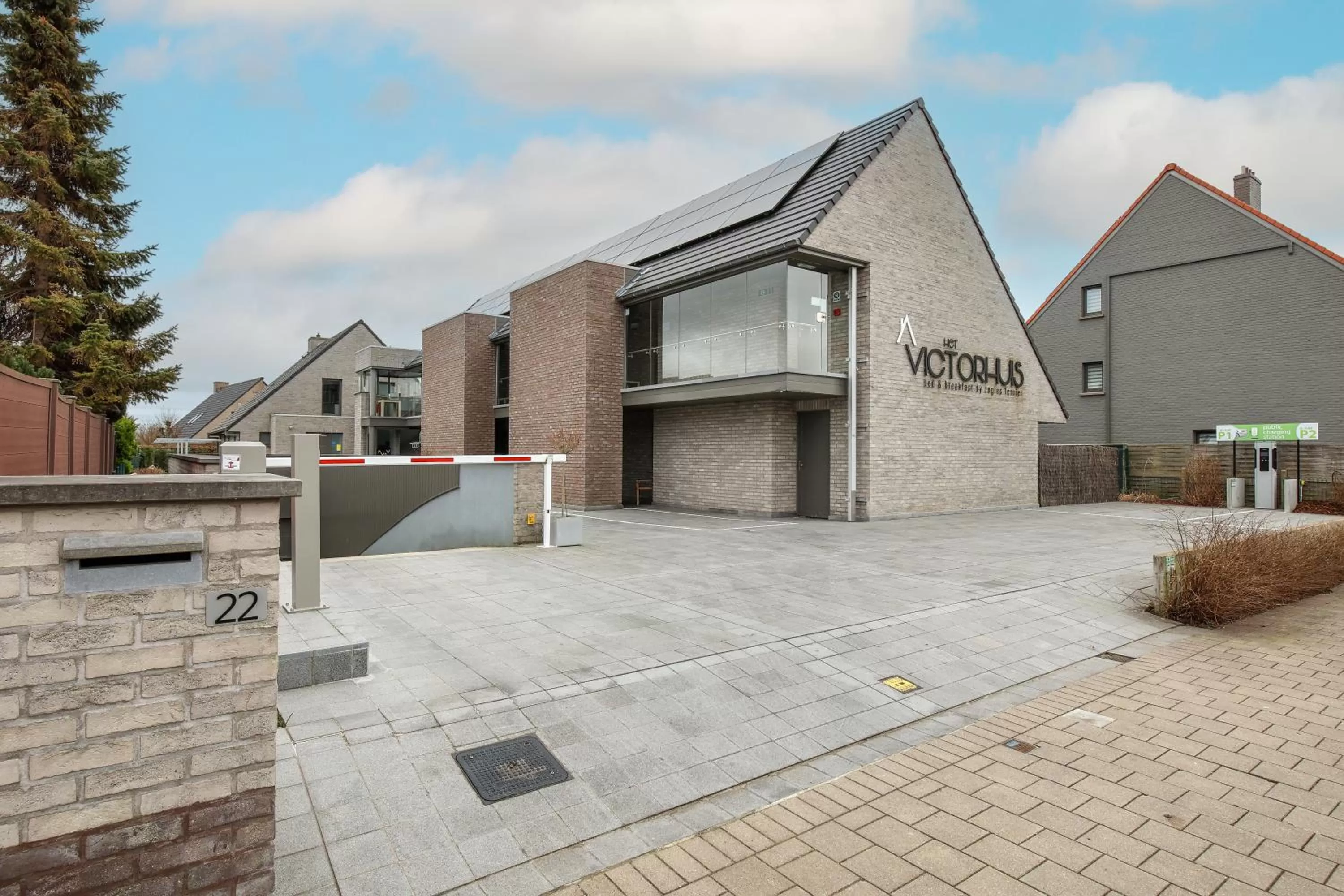 Property building in Logies Ternier