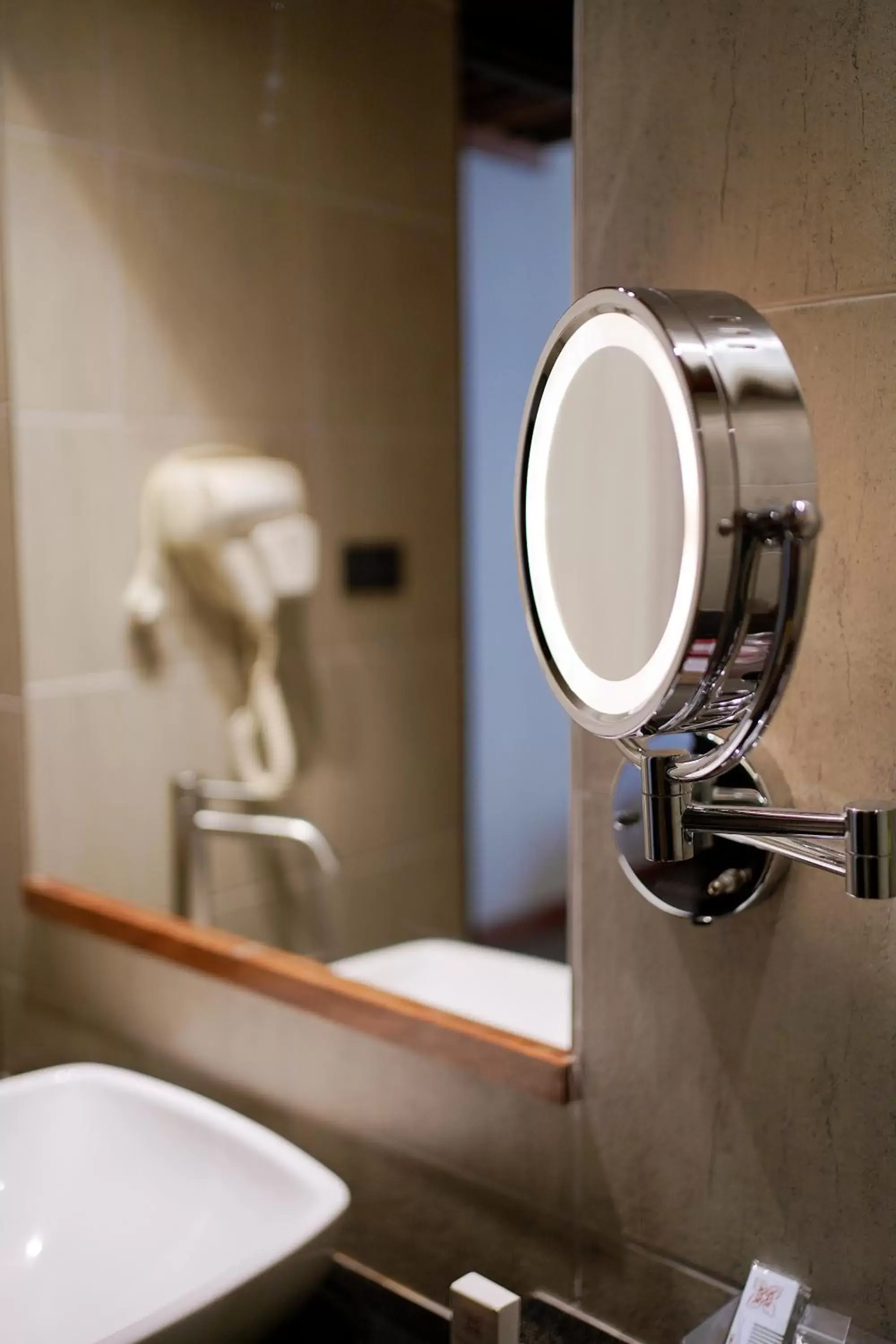 Bathroom in Tohsang Heritage Ubon Ratchathani Hotel