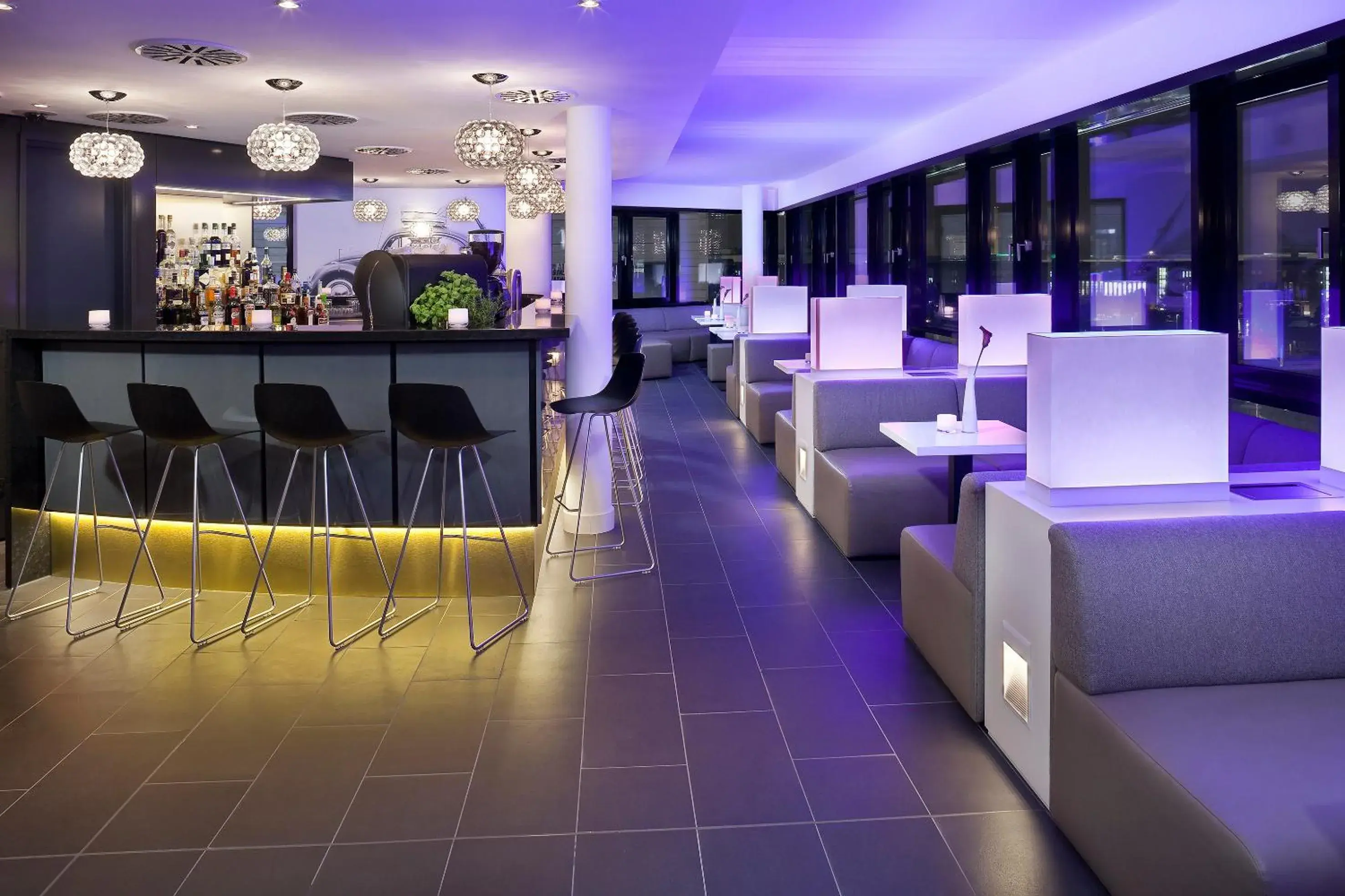 Lounge or bar, Lounge/Bar in Innside by Melia Wolfsburg