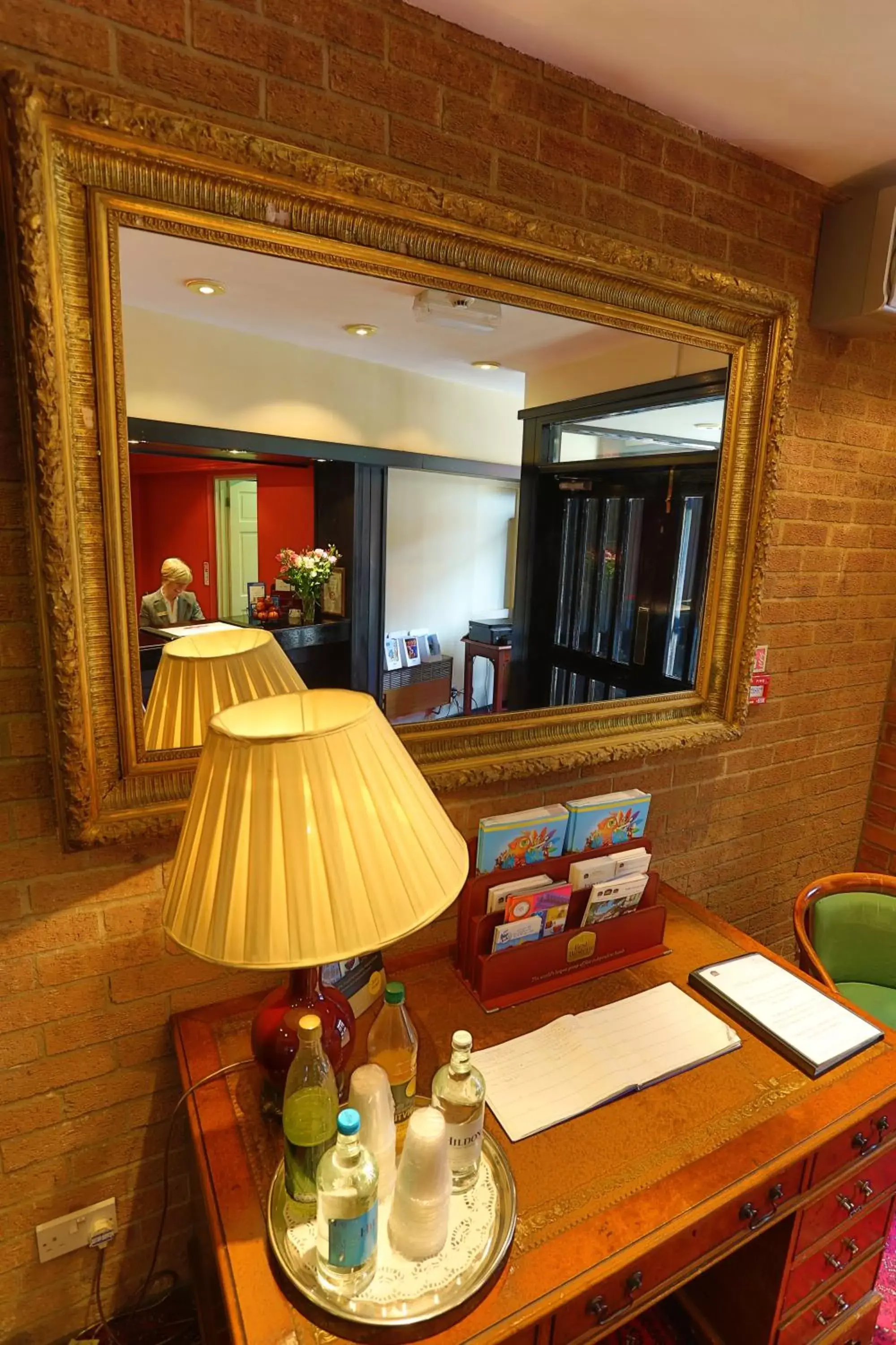 Lobby or reception, Restaurant/Places to Eat in Best Western The George Hotel, Swaffham