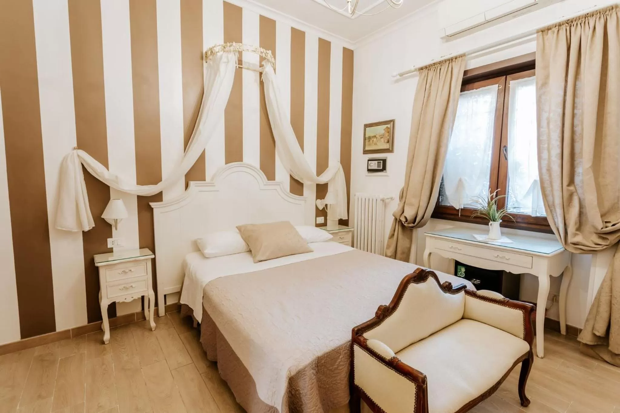 Bed in Vatican Boutique inn