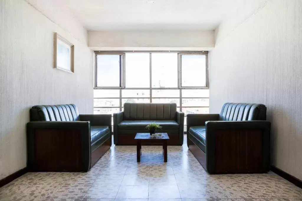 Patio, Seating Area in Hotel María Teresa