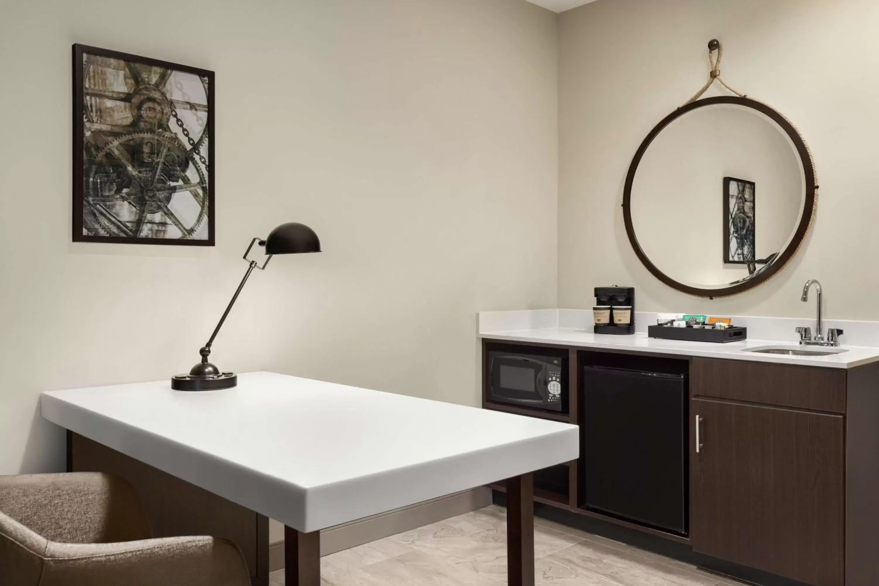 Bedroom, Bathroom in Embassy Suites by Hilton Round Rock