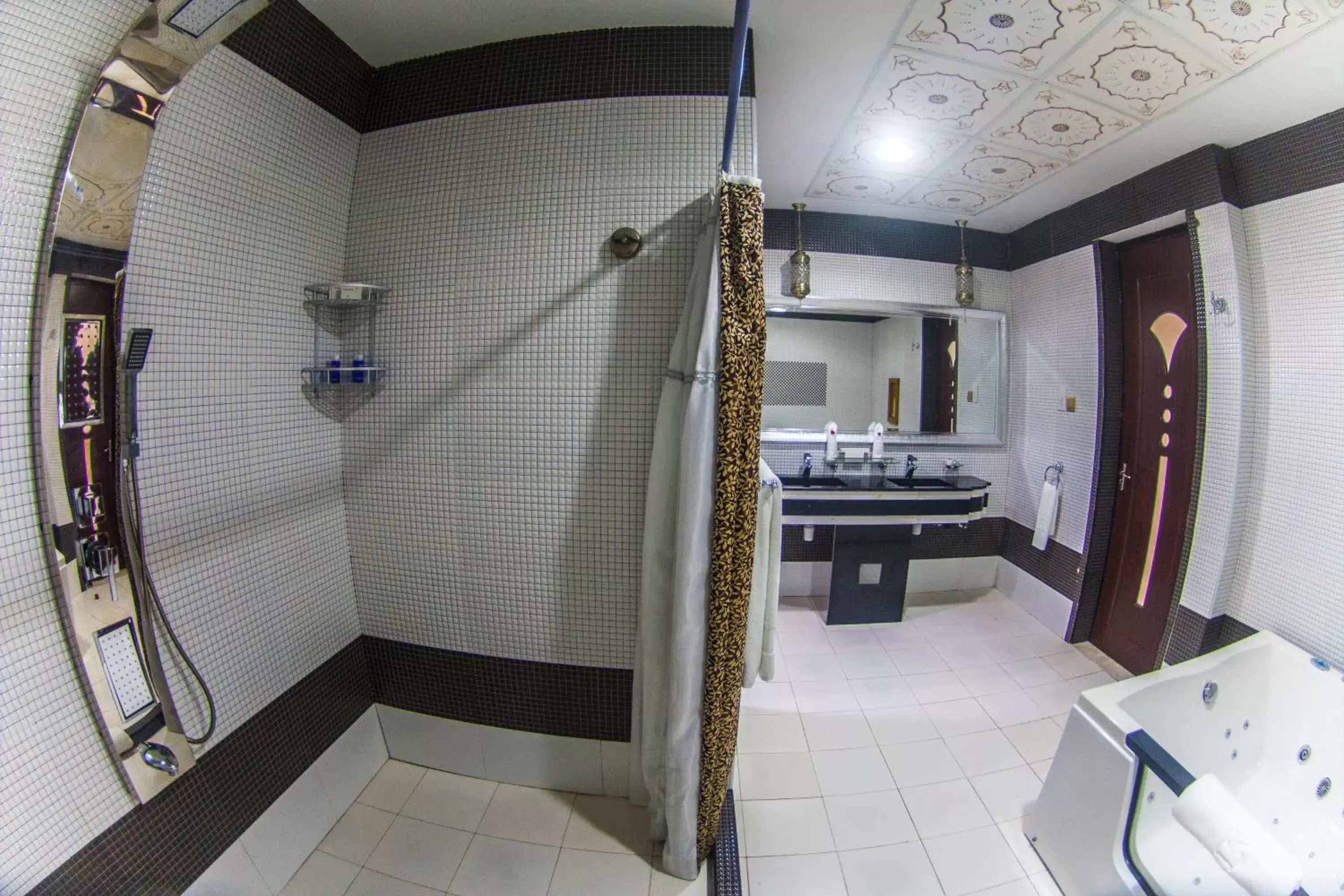 Hot Spring Bath in Madinat Al Bahr Business & Spa Hotel