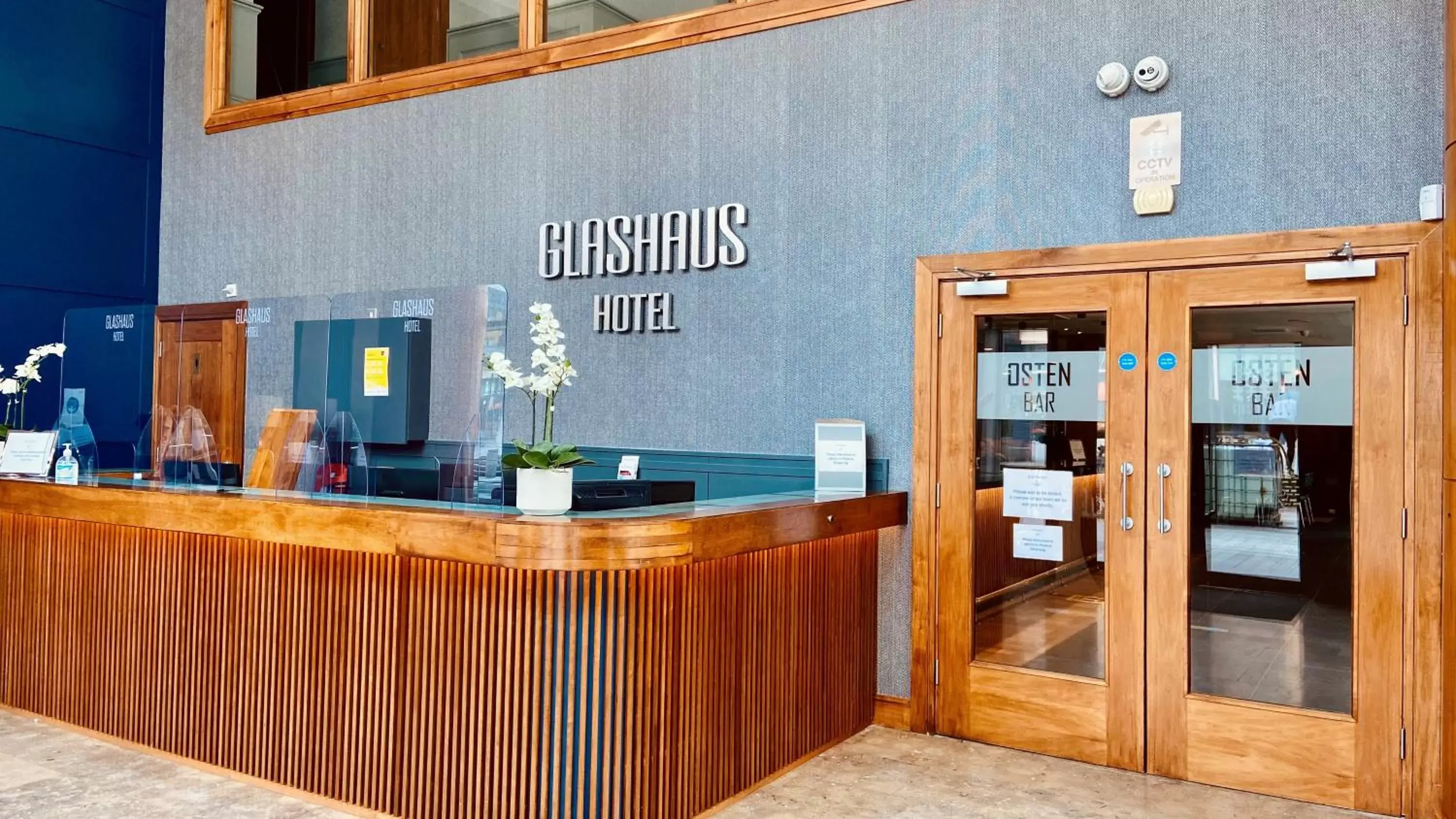 Lobby or reception in Glashaus Hotel