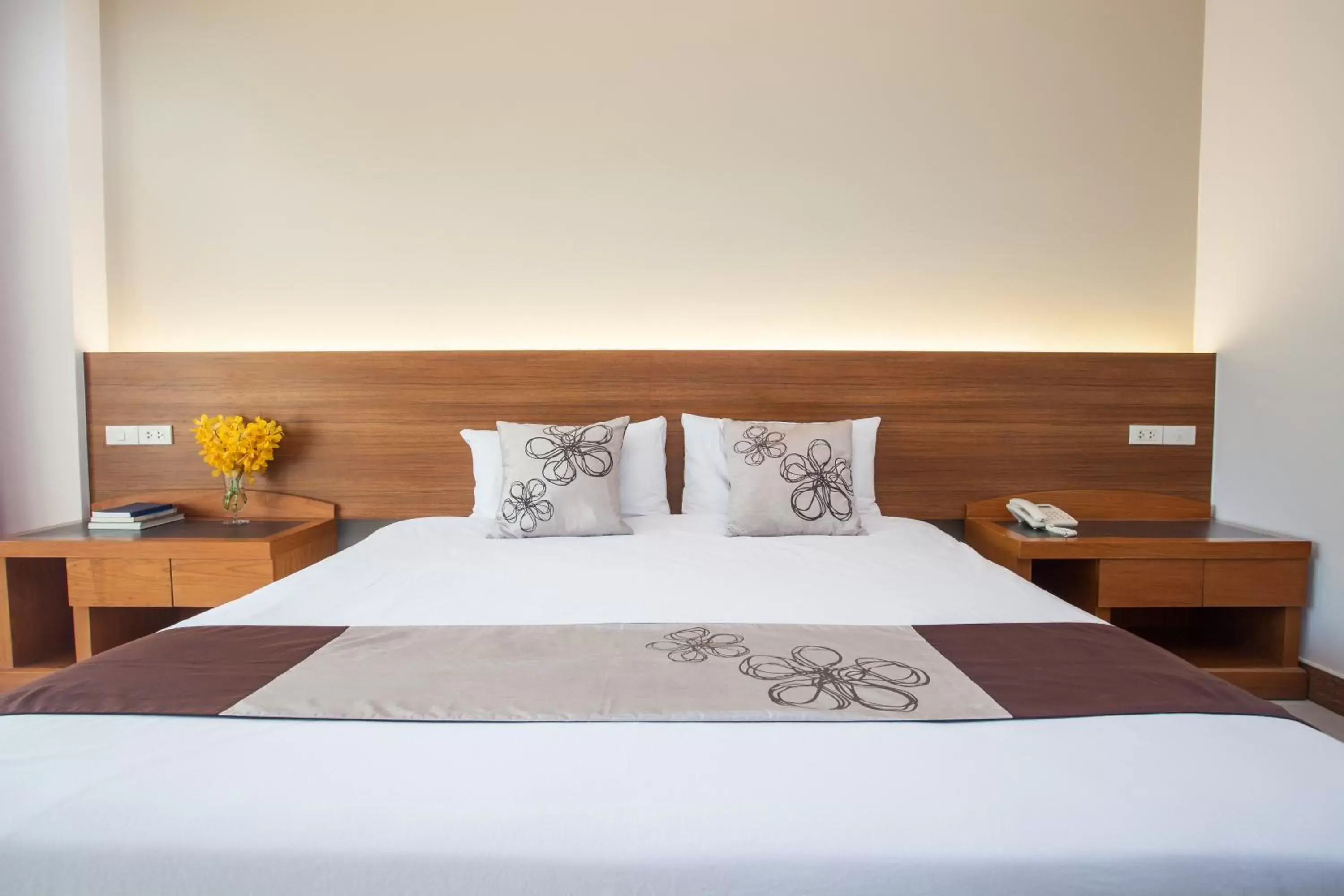 Bed in Diana Garden Resort - SHA Extra Plus