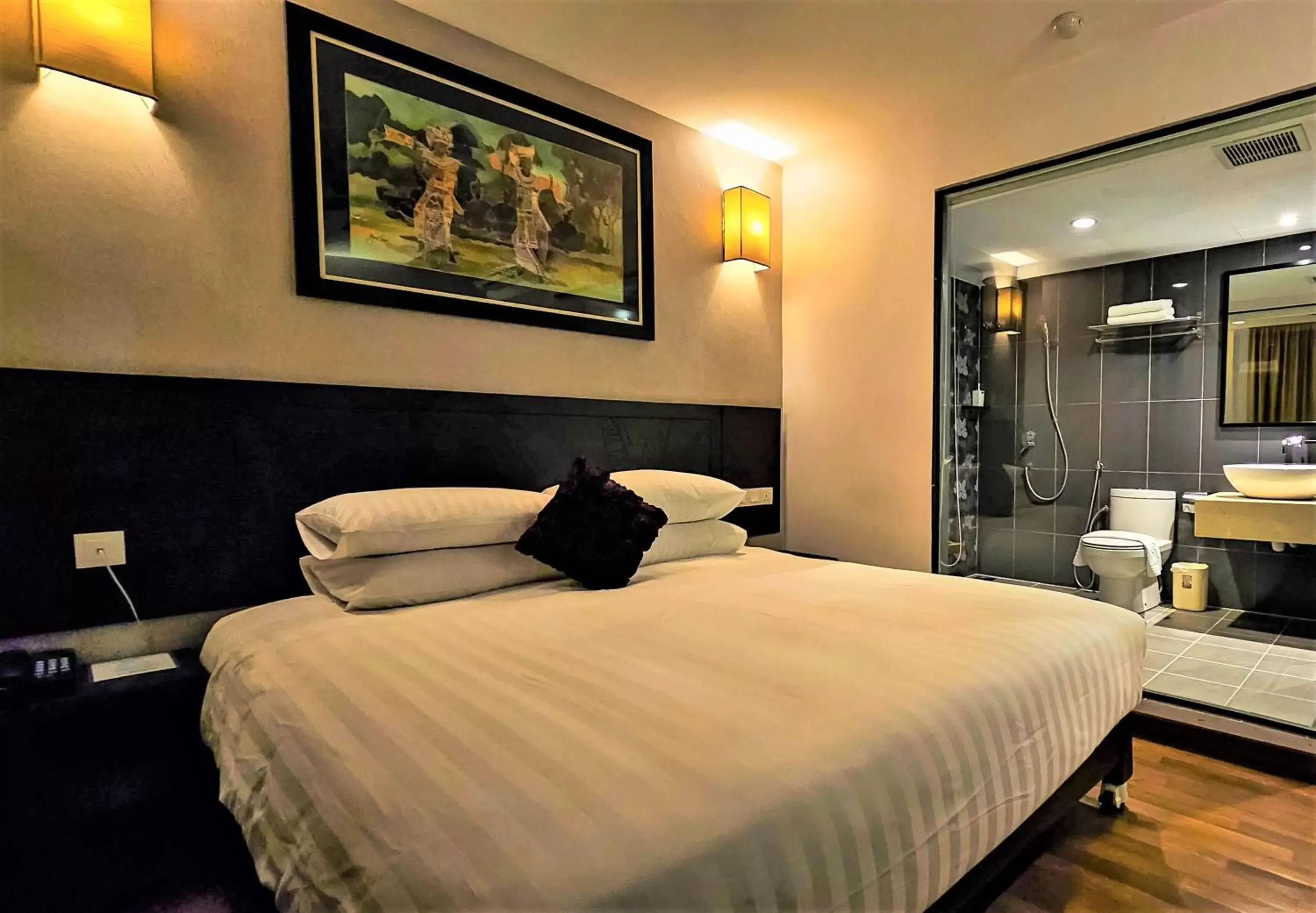 Photo of the whole room, Bed in Hotel Richbaliz Selayang