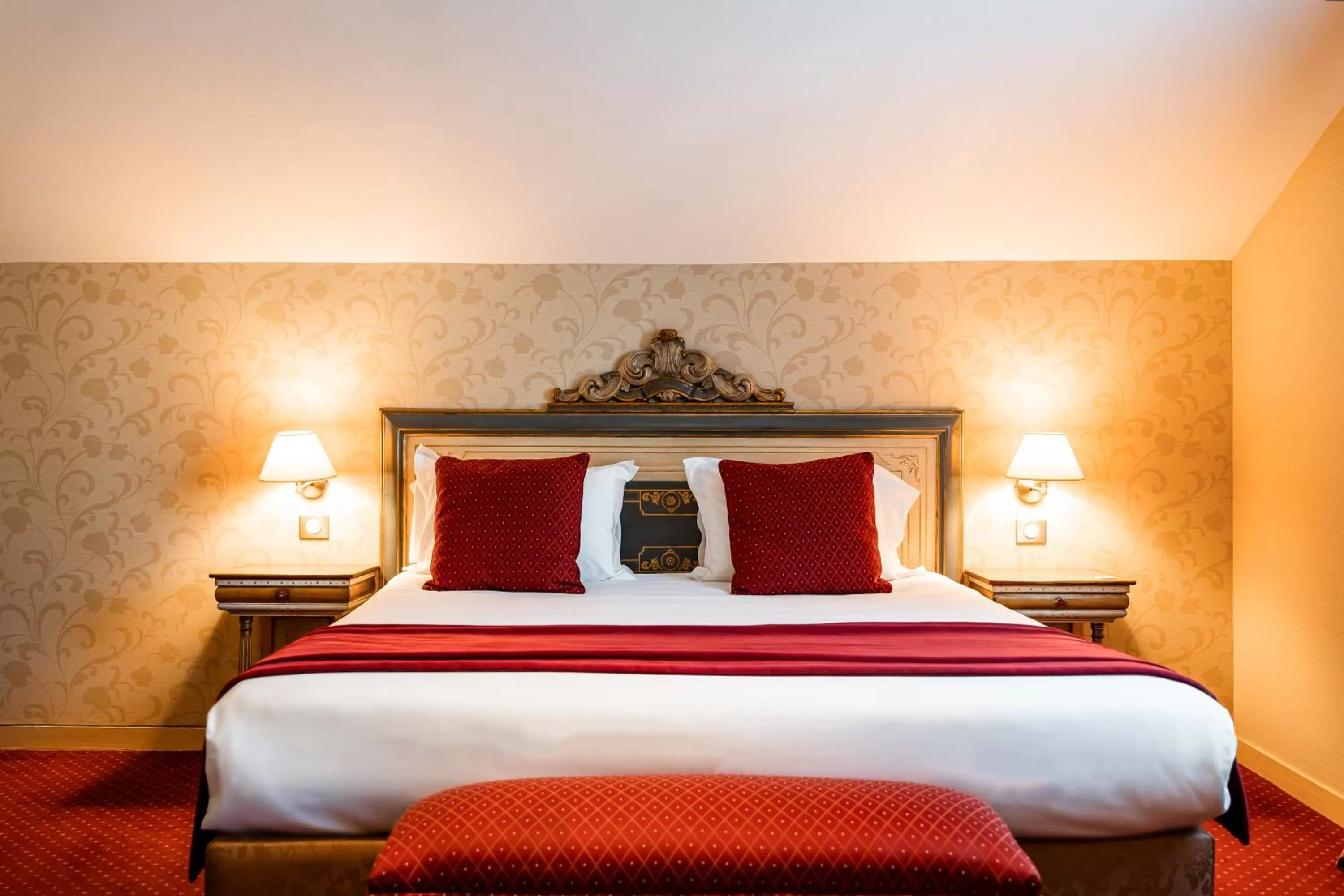 Bed in Villa Beaumarchais