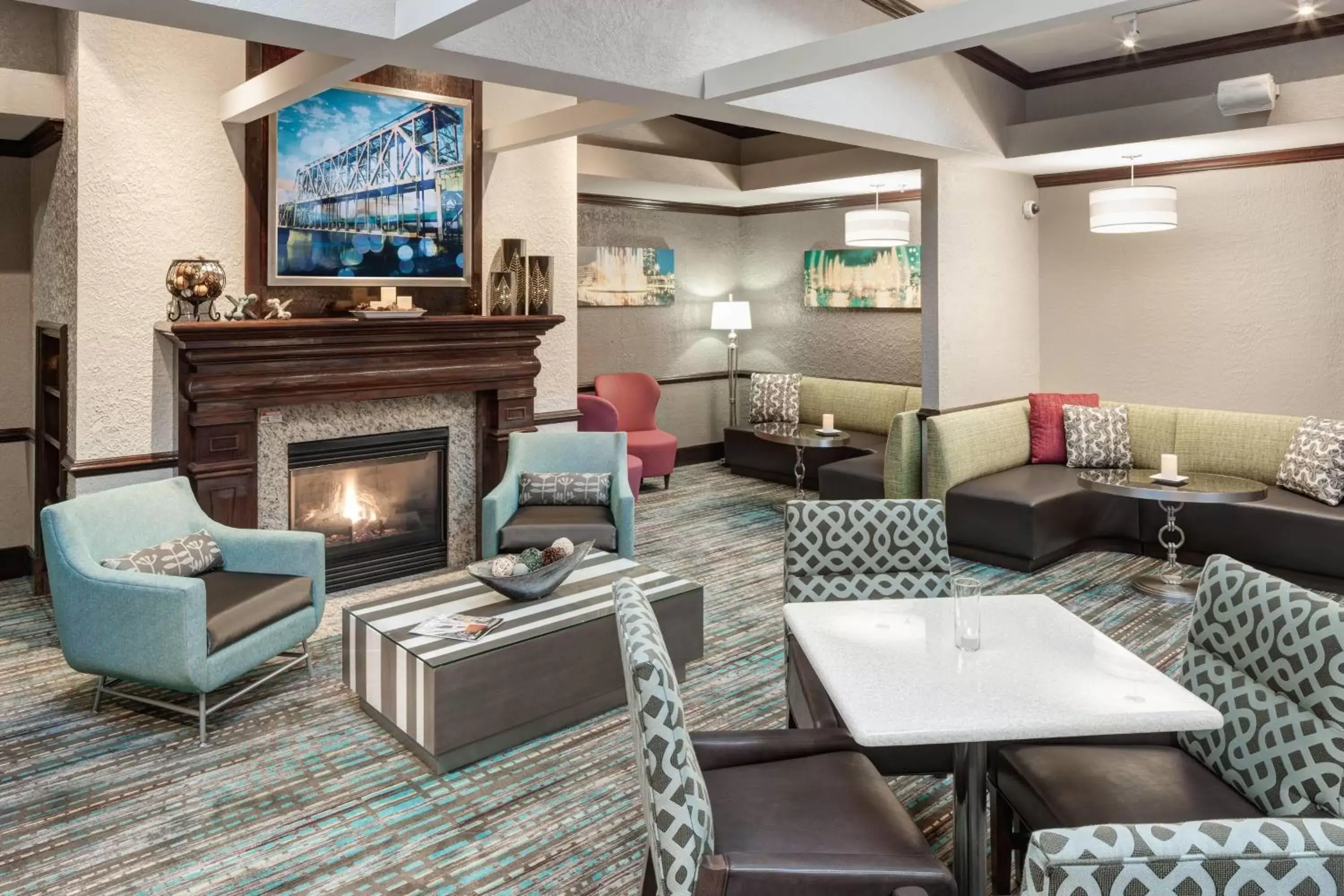 Lounge or bar, Lounge/Bar in Residence Inn Kansas City Country Club Plaza