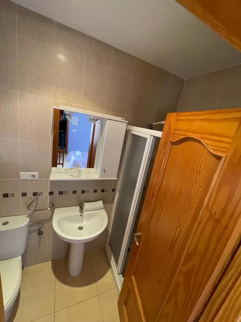 Bathroom in HOTEL Restaurante la barca