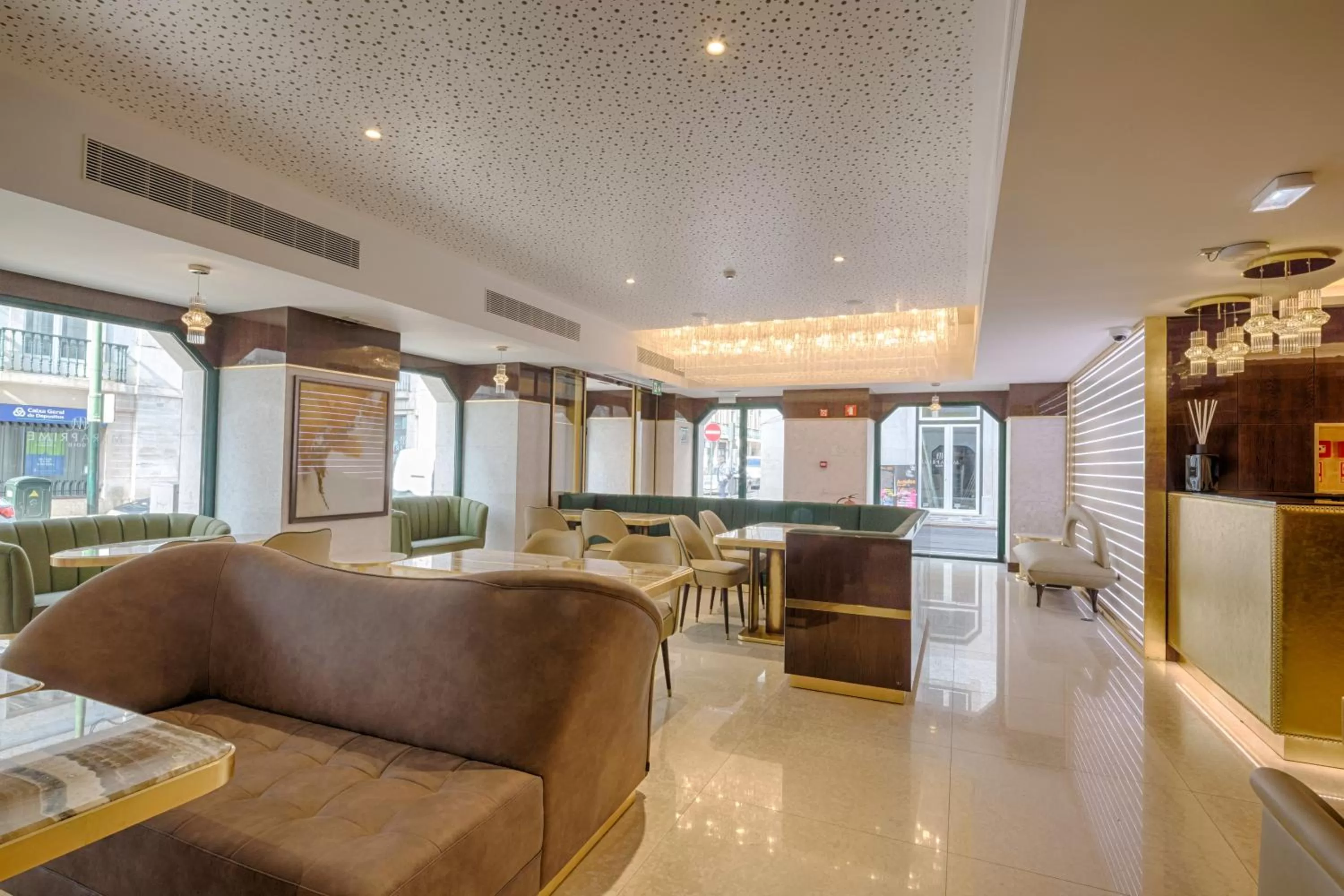 Living room in Hotel MeraPrime Gold Lisboa