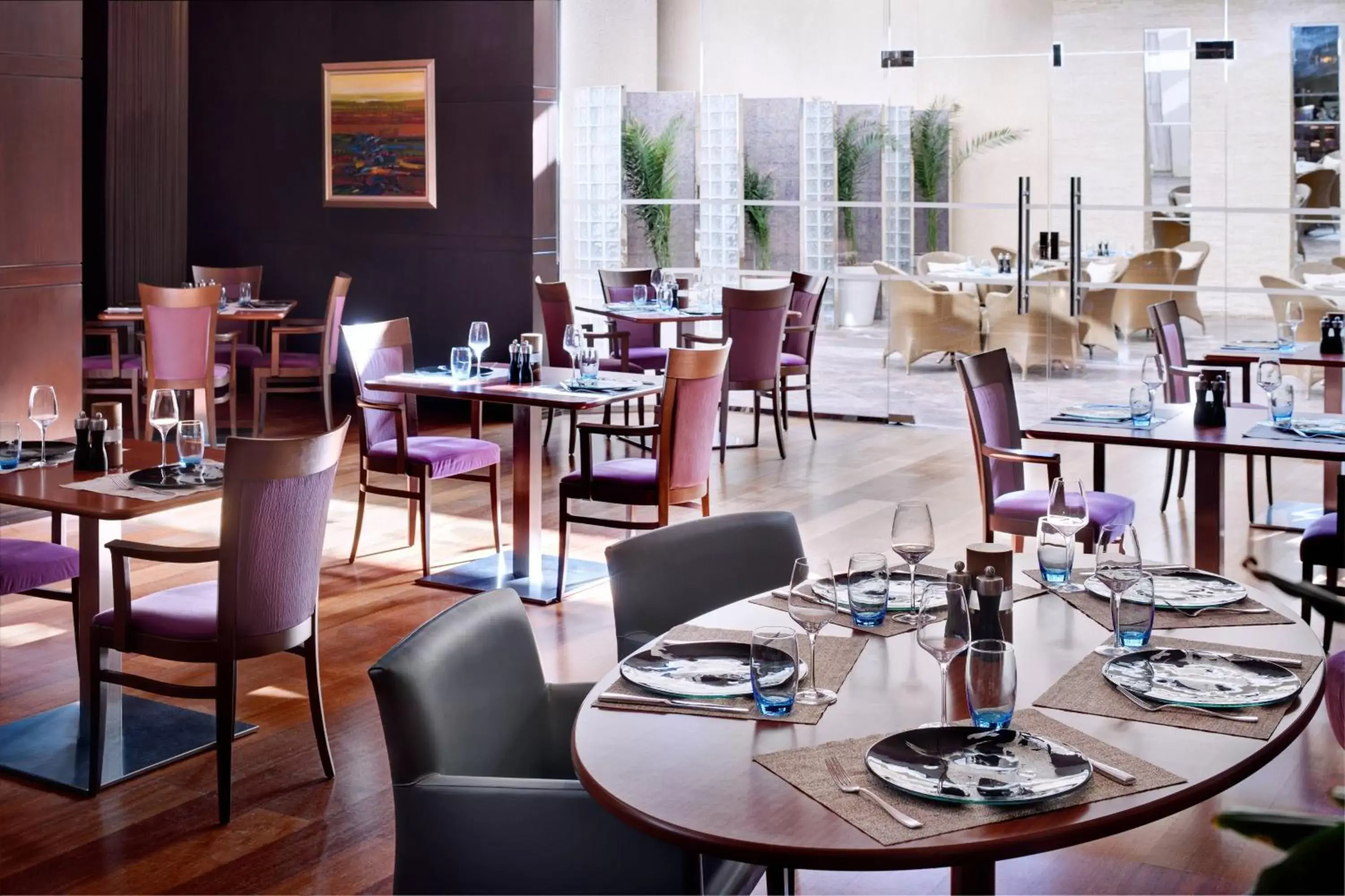 Restaurant/Places to Eat in Riyadh Marriott Hotel