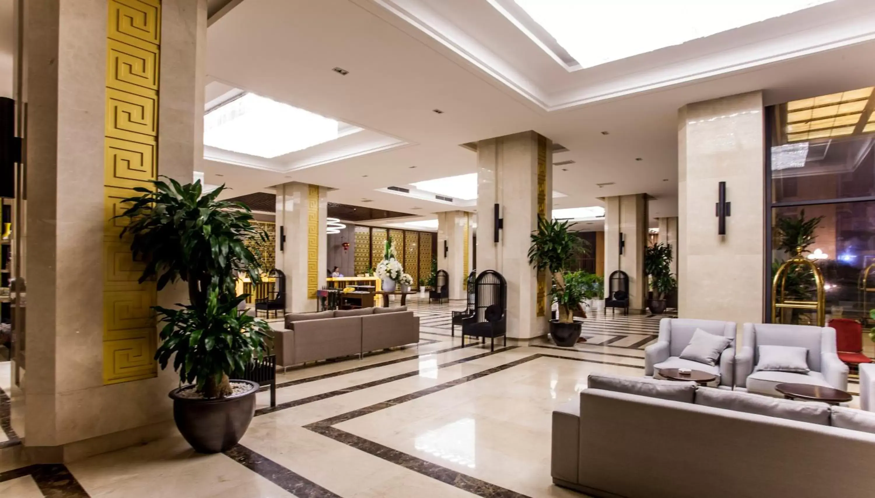 Lobby or reception, Lobby/Reception in Muong Thanh Luxury Nhat Le Hotel