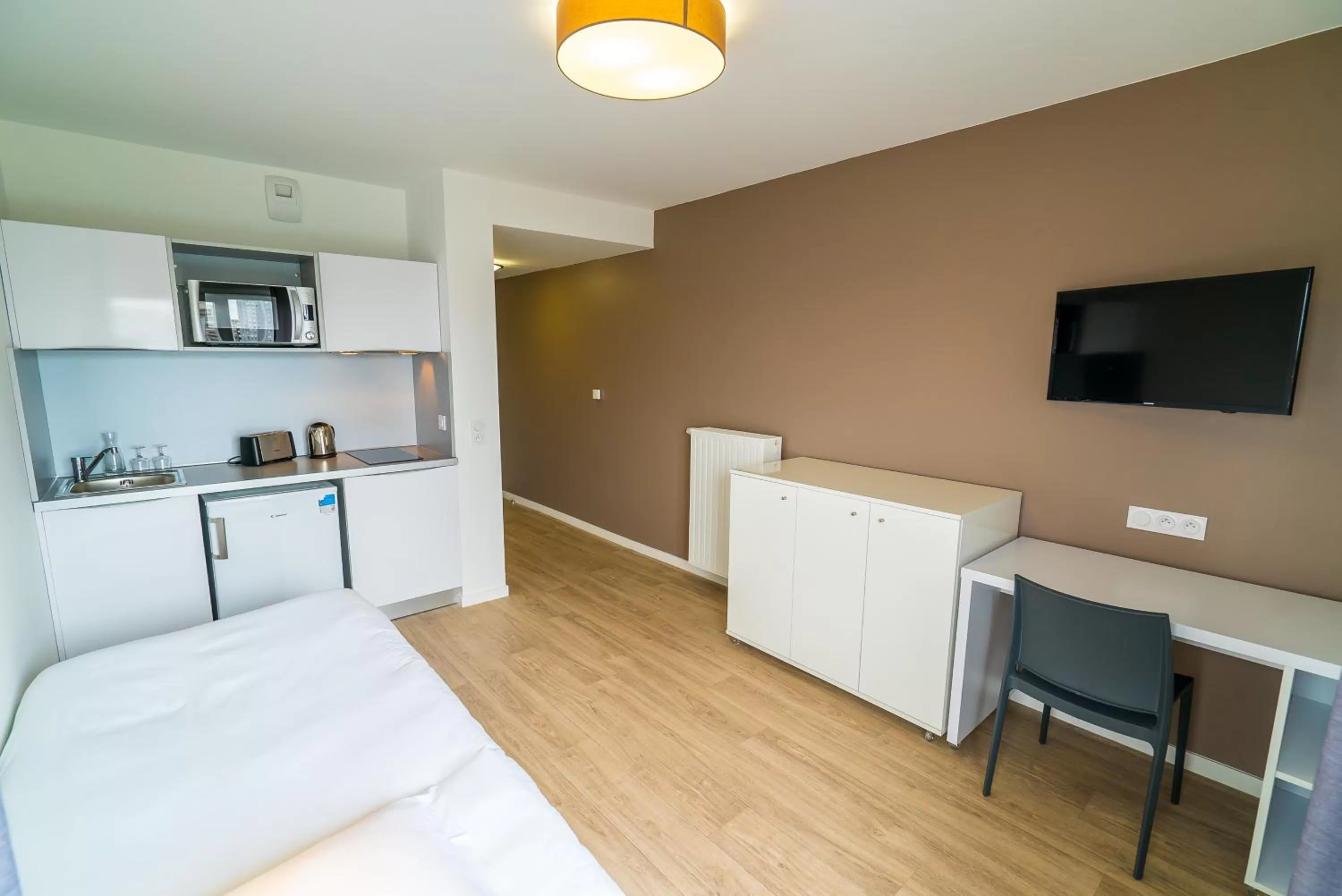 Bedroom in All Suites Appart Hôtel - Choisy-le-Roi