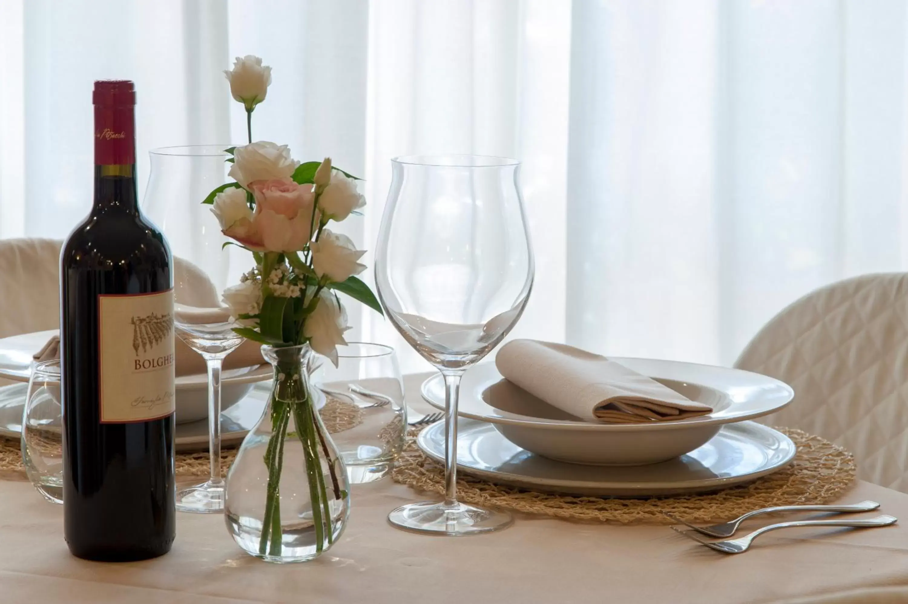 Food and drinks, Dining Area in Hotel Monti