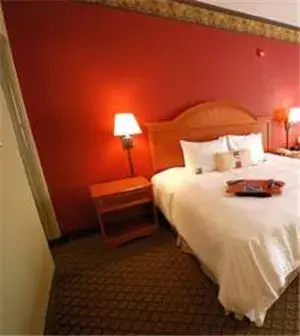 Bed in Hampton Inn Laplace Bed in Hampton Inn Laplace