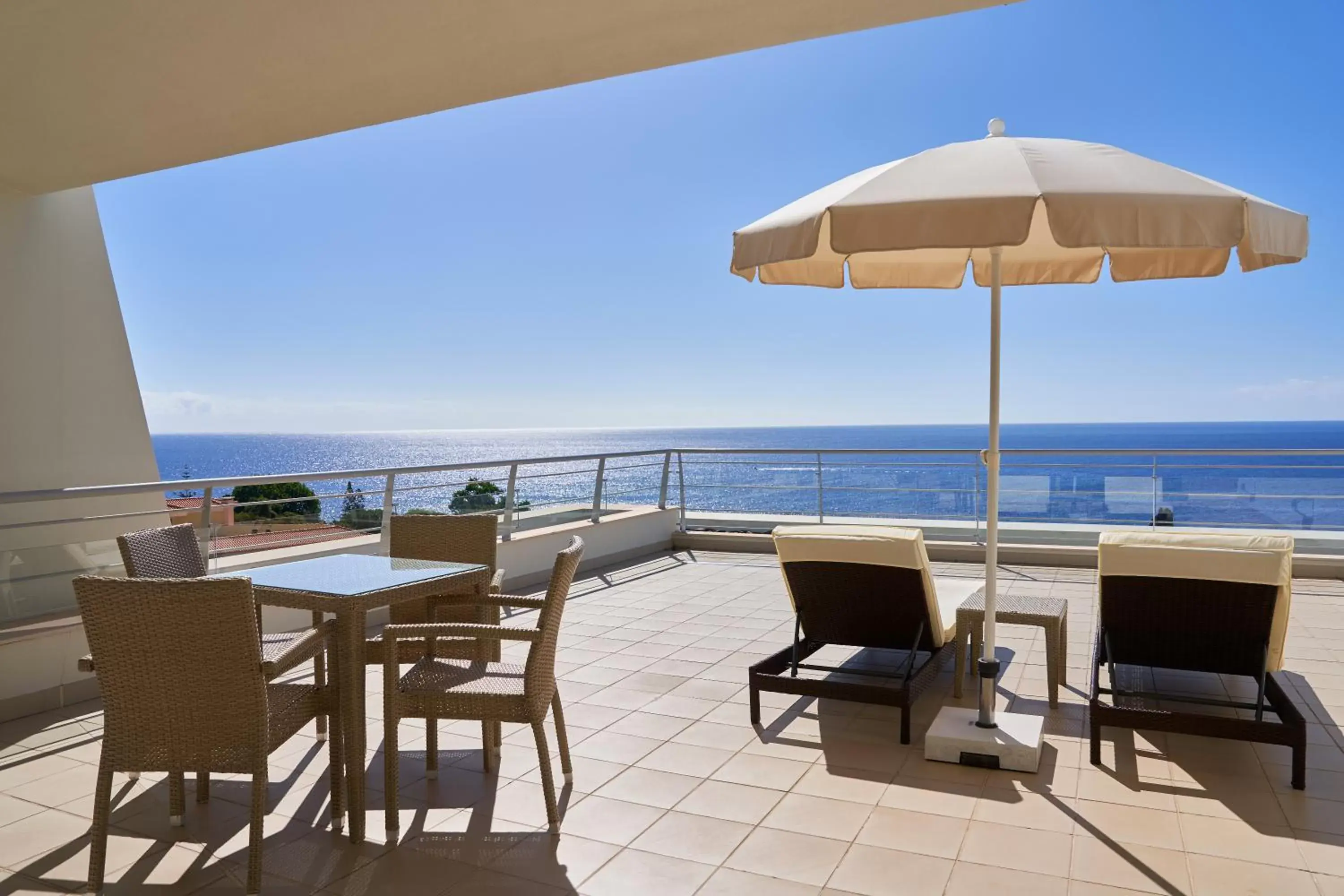 Balcony/Terrace in Melia Madeira Mare