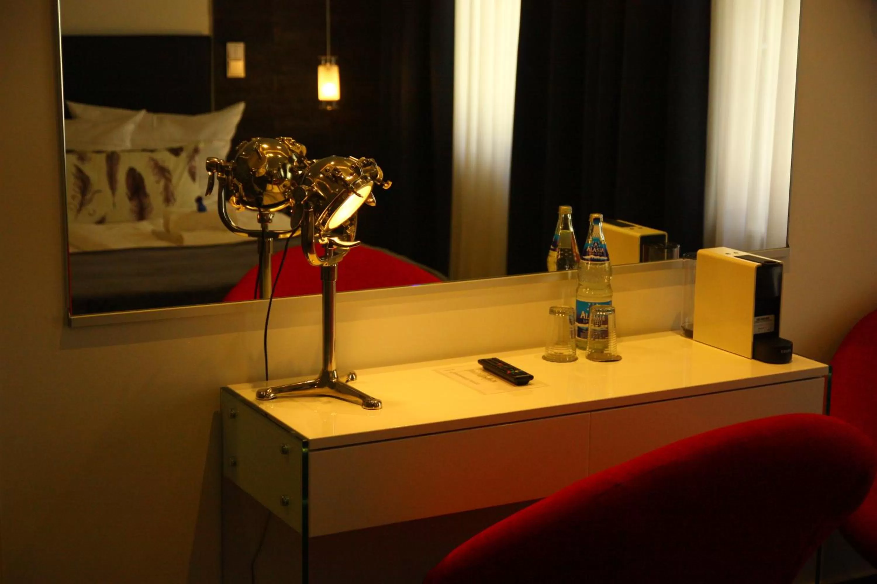 Coffee/tea facilities in Hotel am Schloss