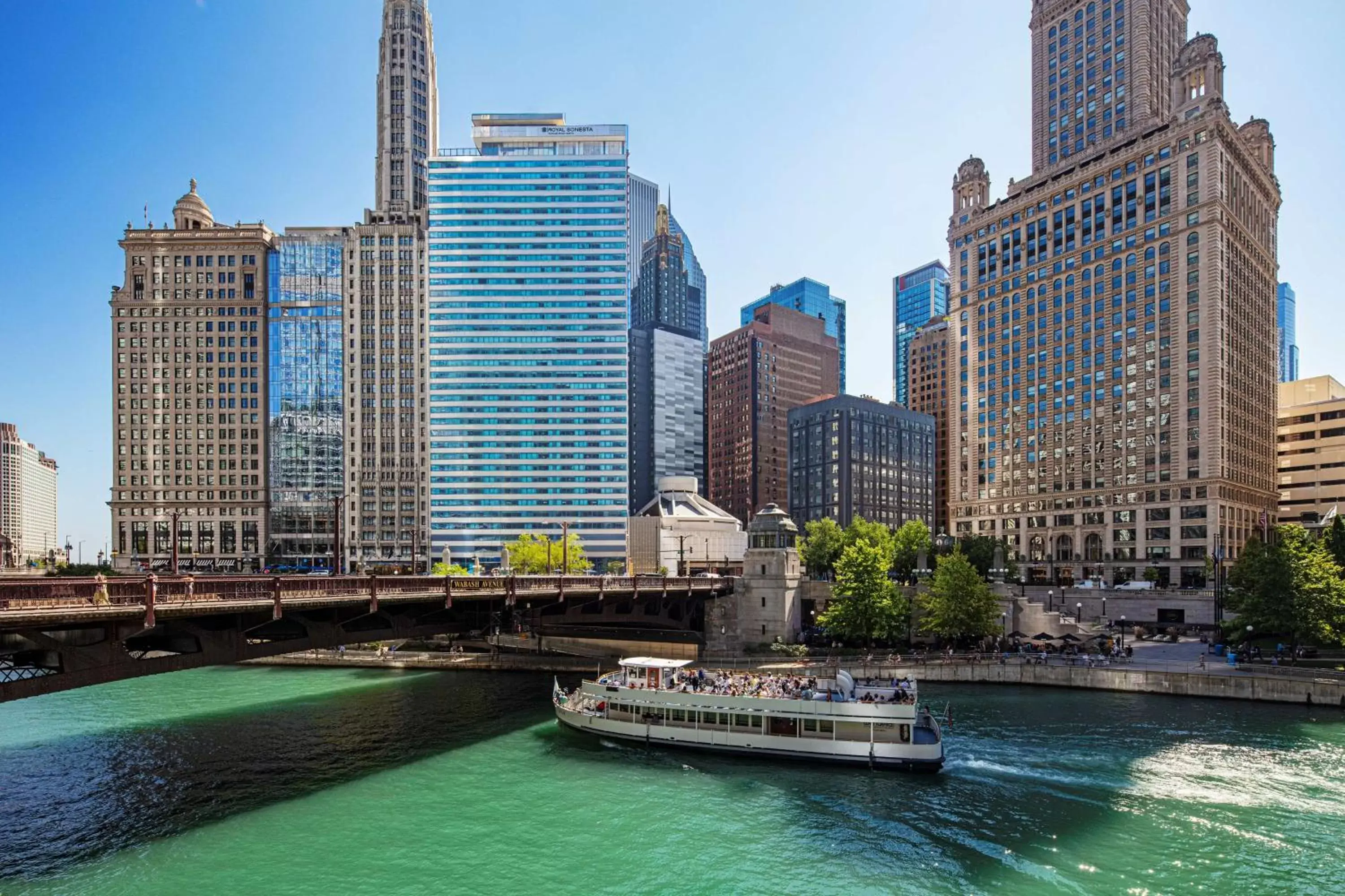 Property building, Swimming Pool in The Royal Sonesta Chicago Downtown