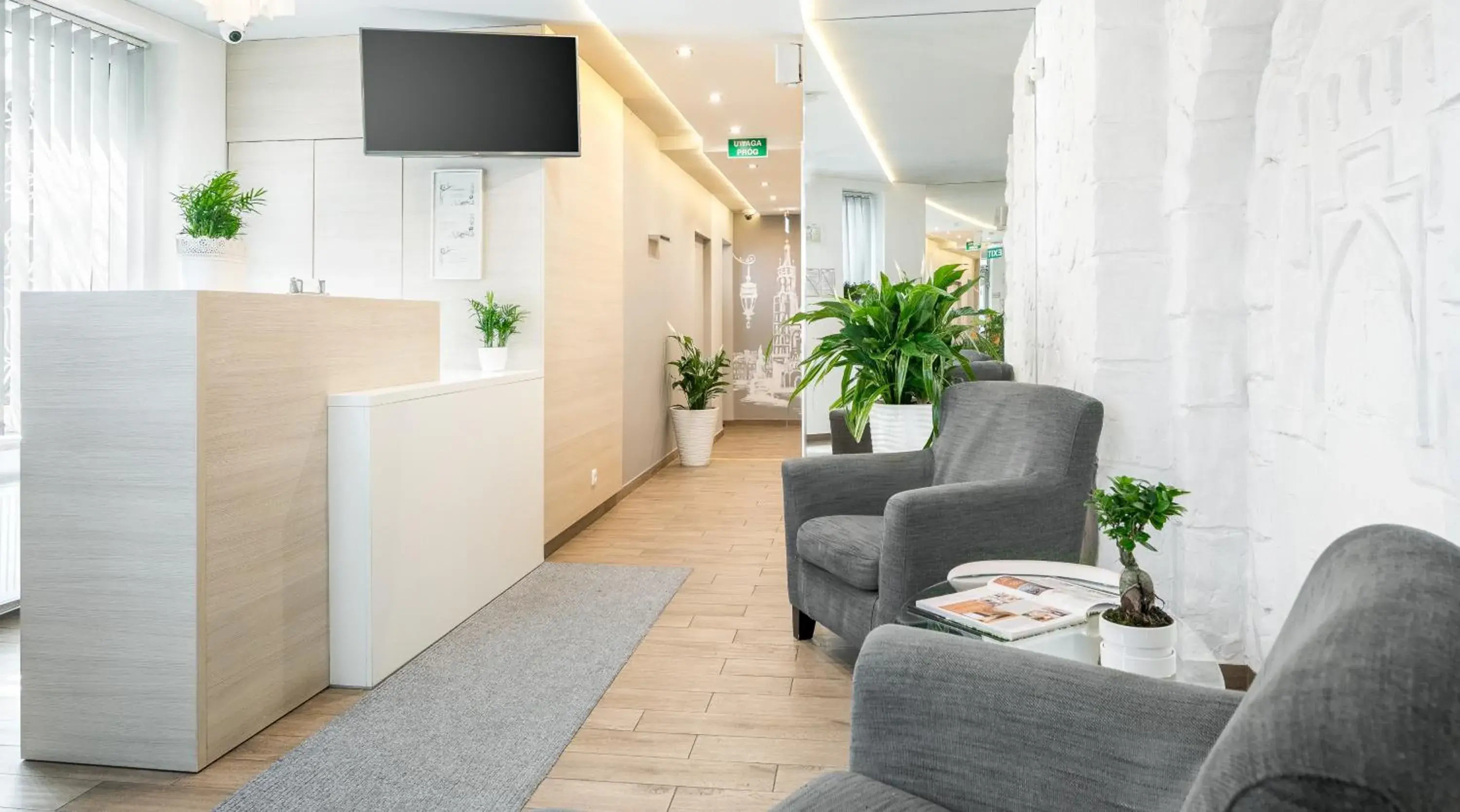 Lobby or reception in Apartamenty Platinia - komfortowe noclegi Kraków Stare Miasto Lobby or reception in Apartamenty Platinia - komfortowe noclegi Kraków Stare Miasto