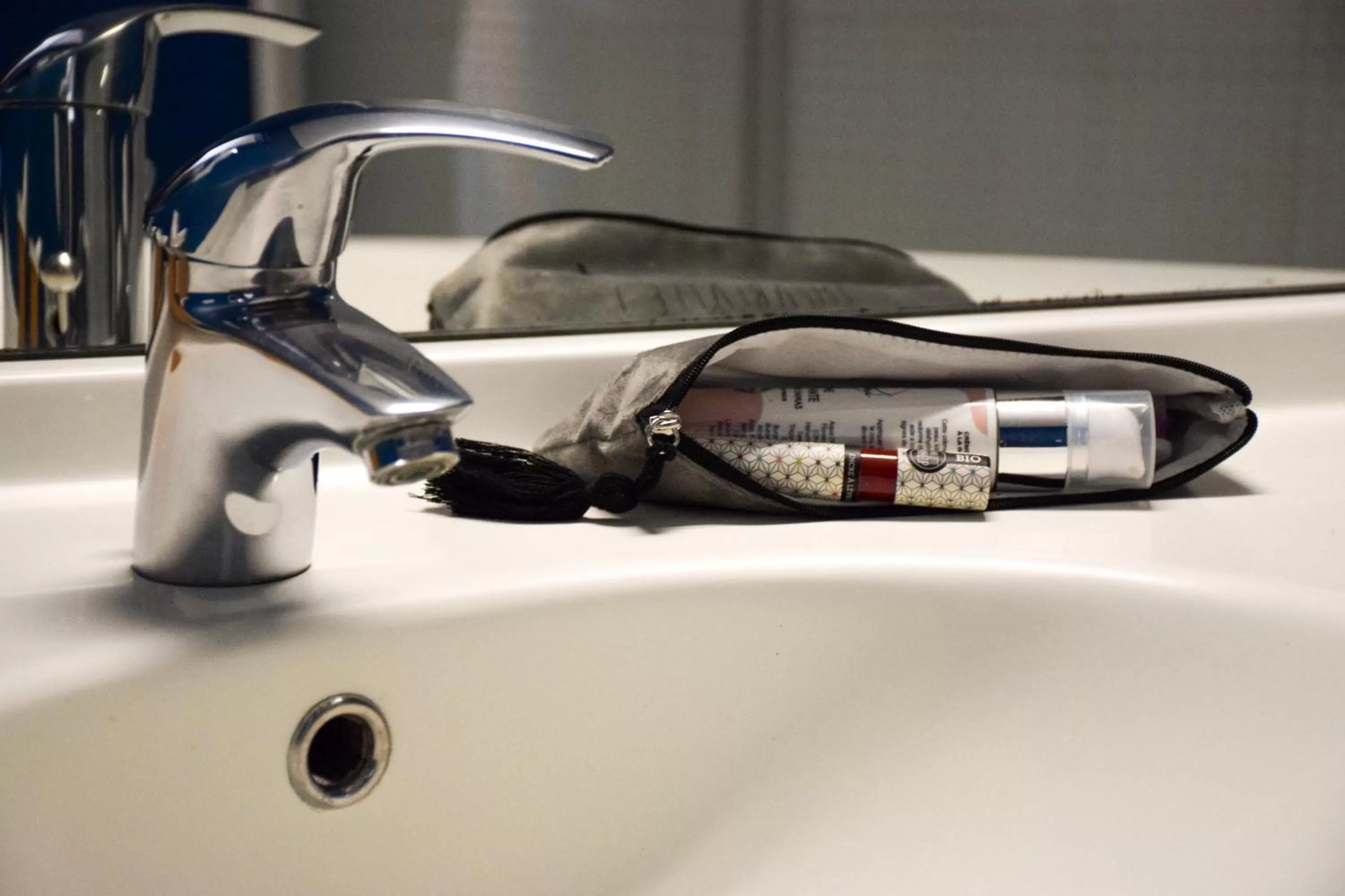 Bathroom in ibis Budget Millau Viaduc