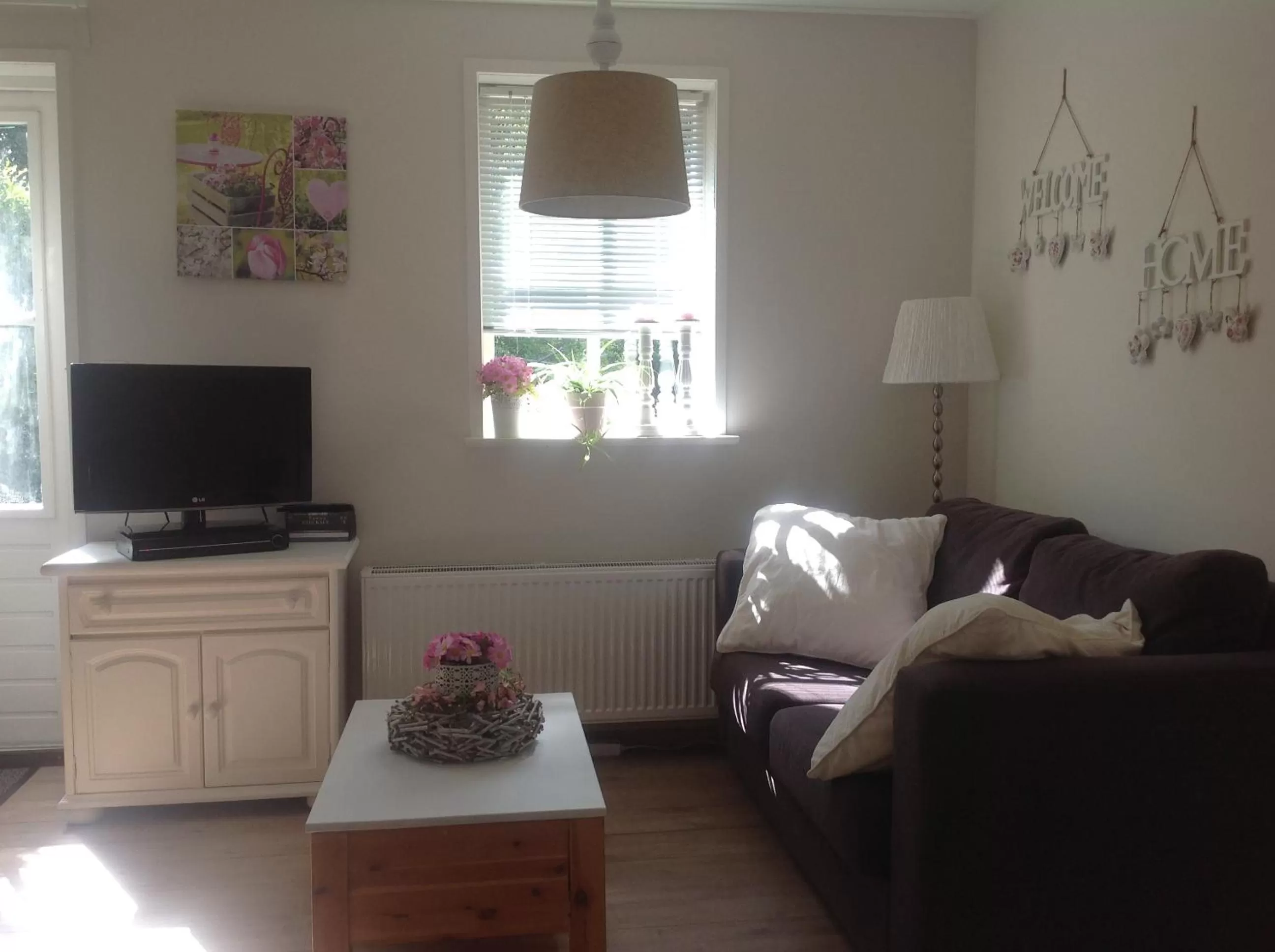 Photo of the whole room in B&B De Singel