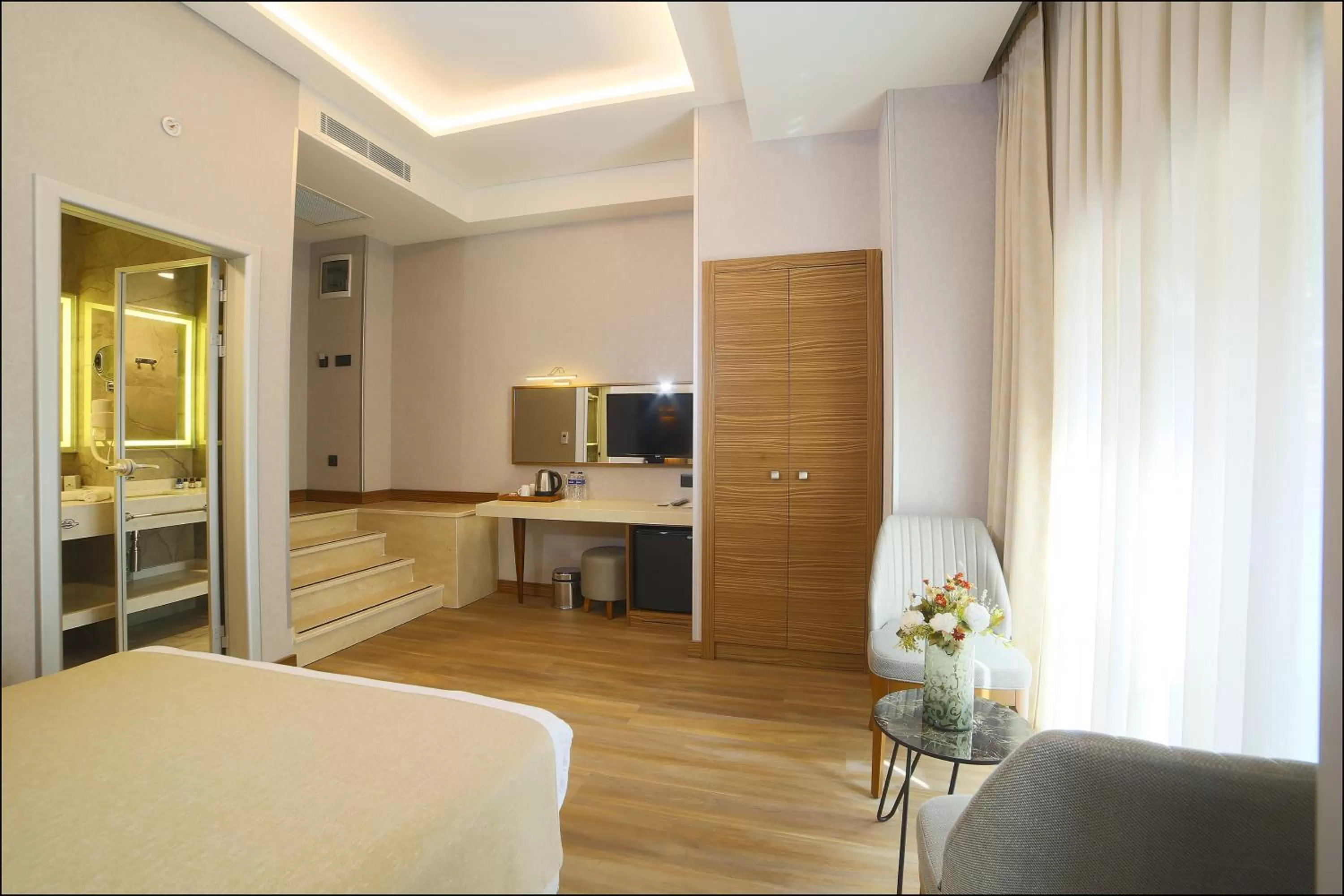 TV and multimedia, Bed in Erboy Hotel Istanbul Sirkeci