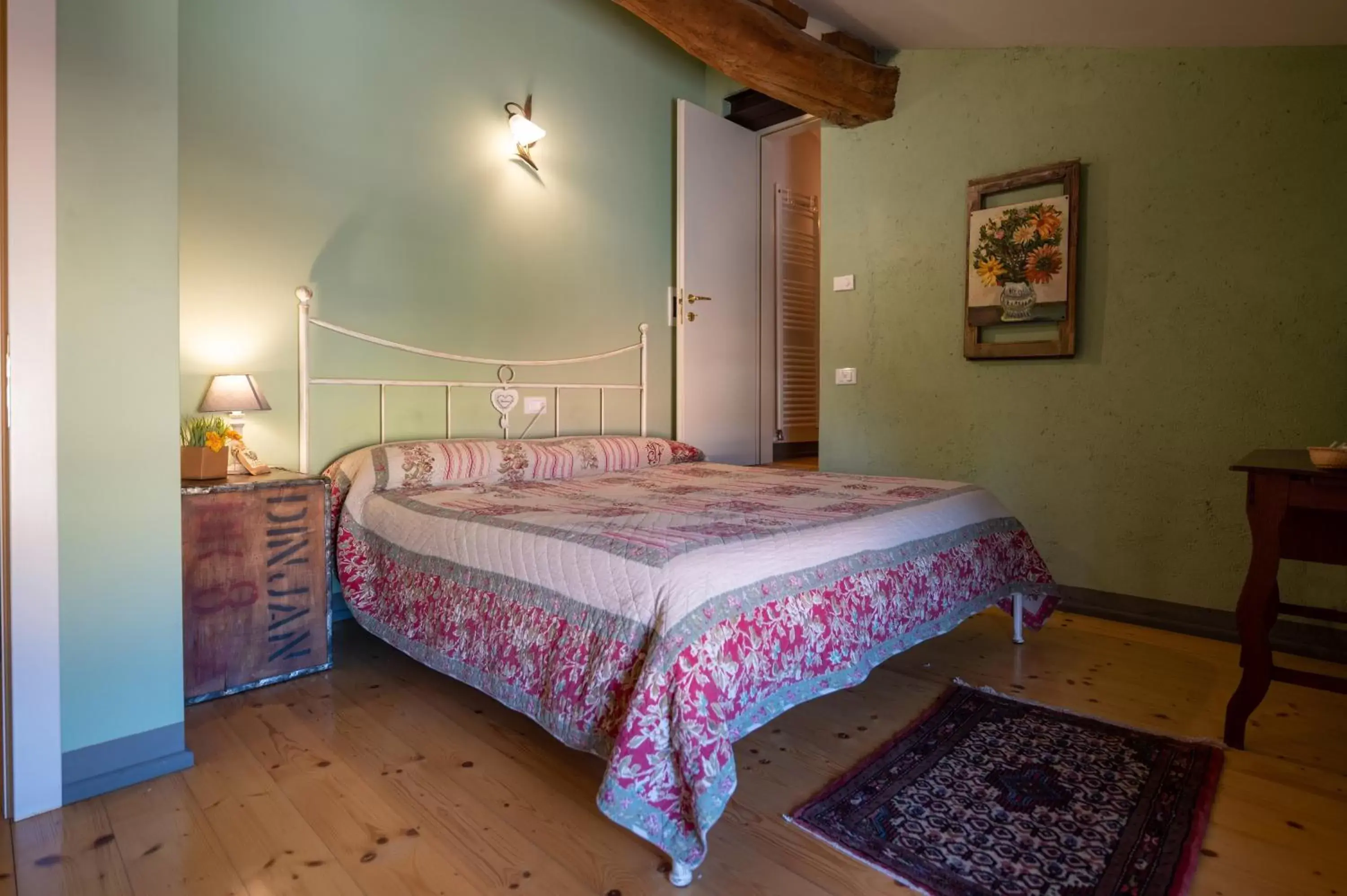 Photo of the whole room, Bed in B&B Corte del Mincio