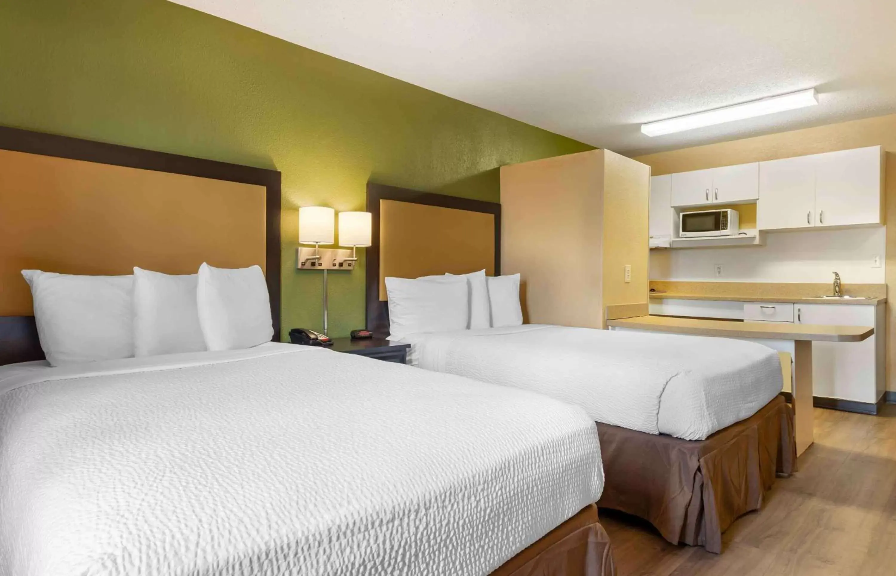 Bedroom, Bed in Extended Stay America Suites - Greenville - Airport