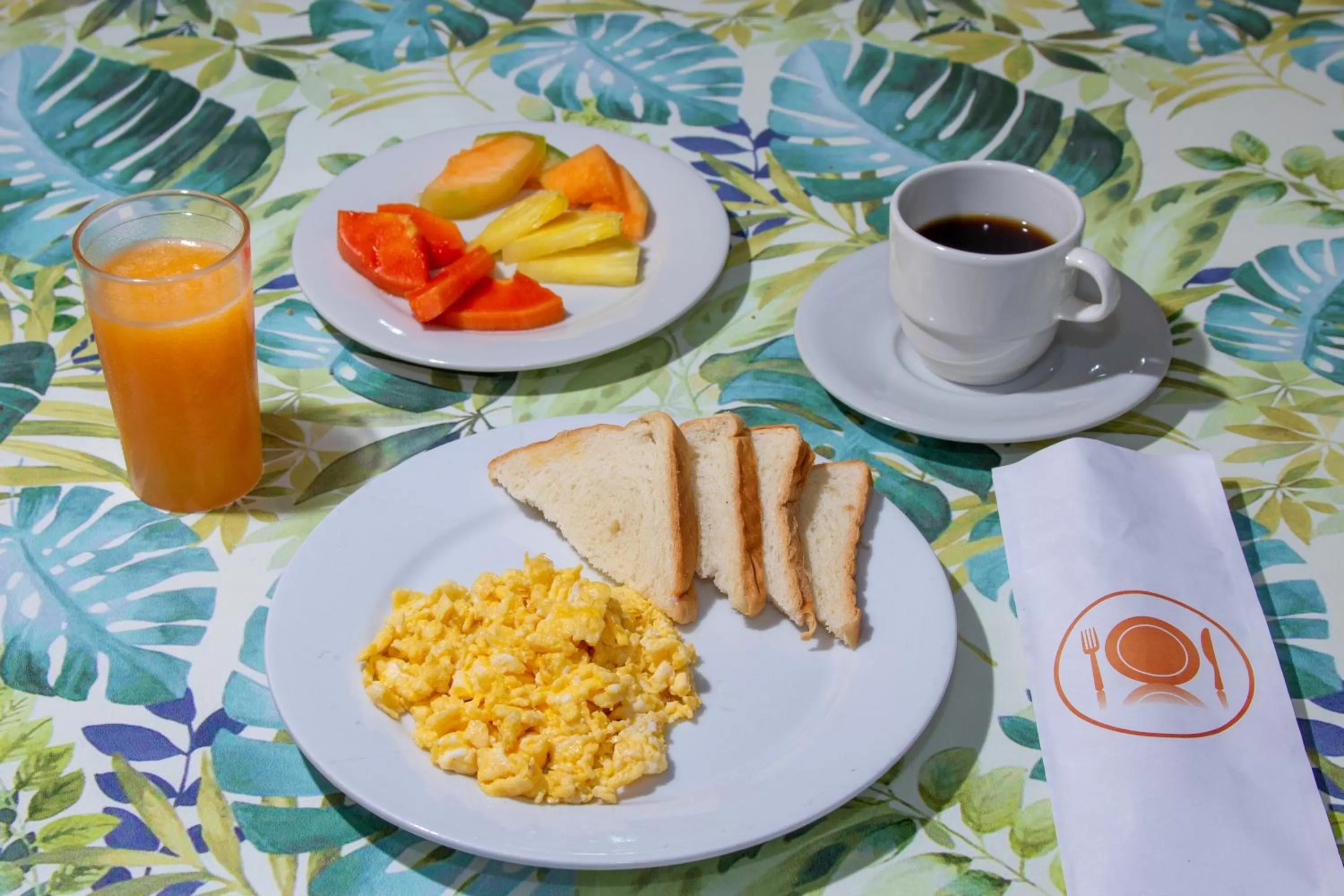 Food and drinks in Hotel Bocagrande By GEH Suites