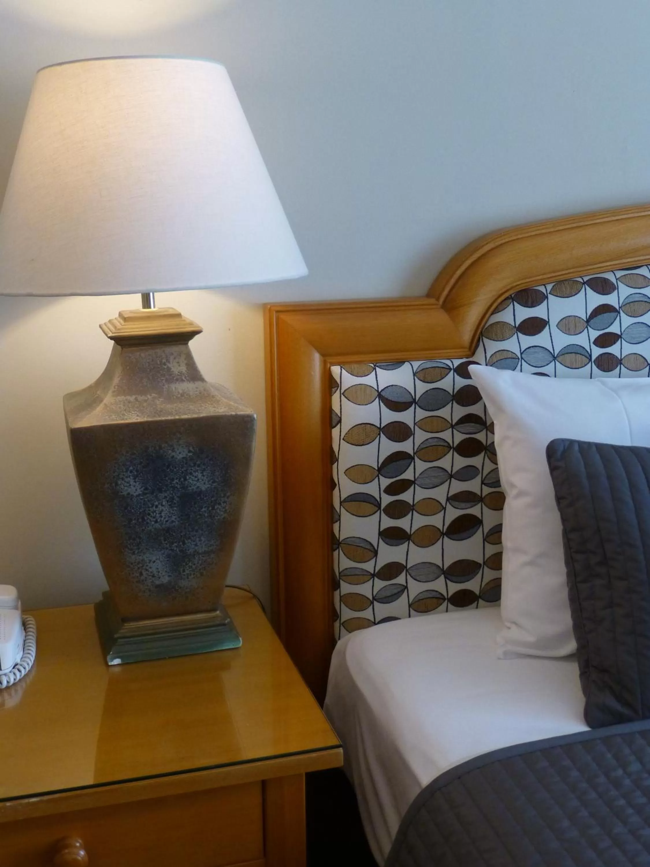 Other, Bed in Park Ridge Retreat