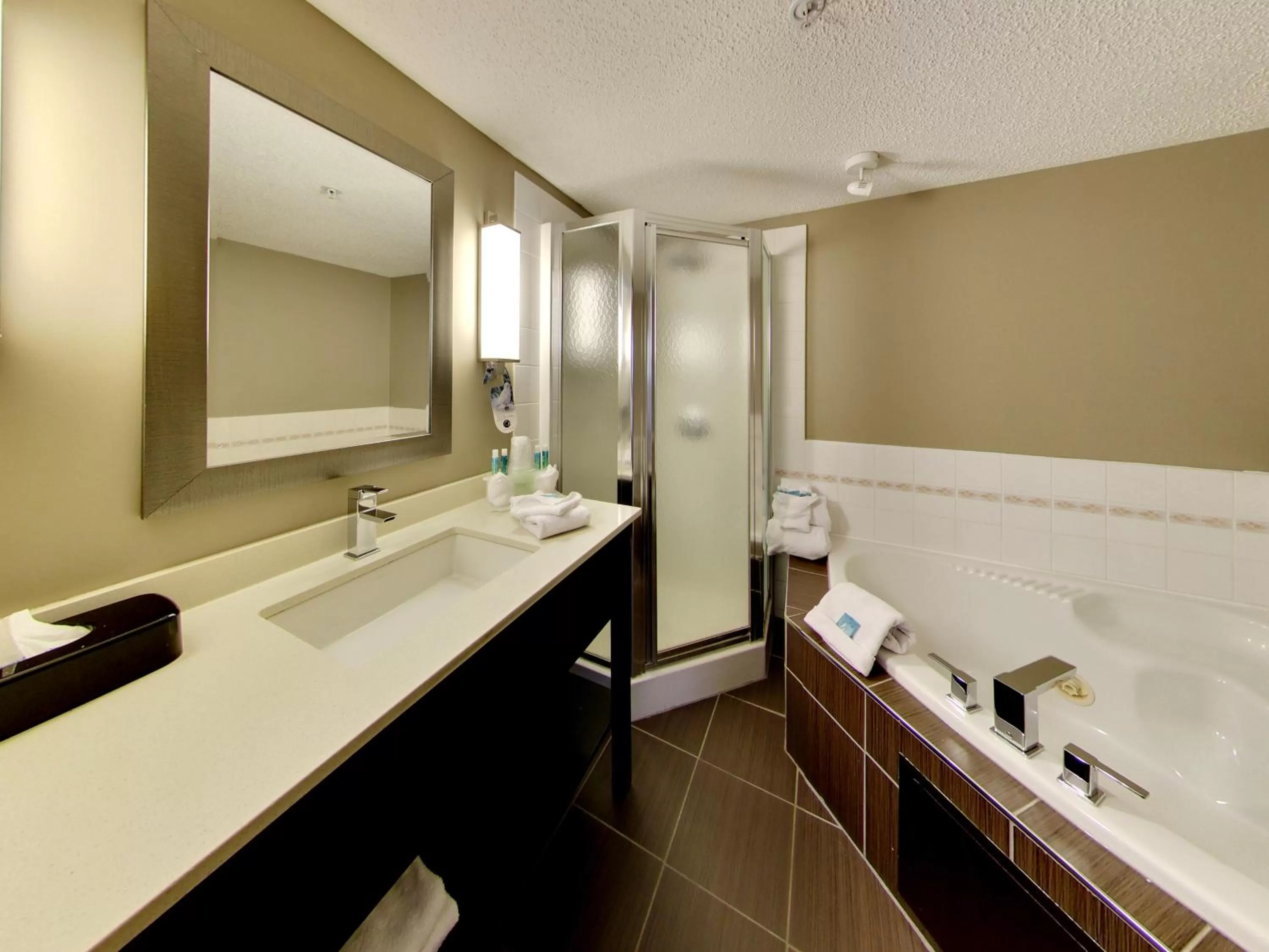 Photo of the whole room in Holiday Inn Express Hotel & Suites - Edmonton International Airport by IHG