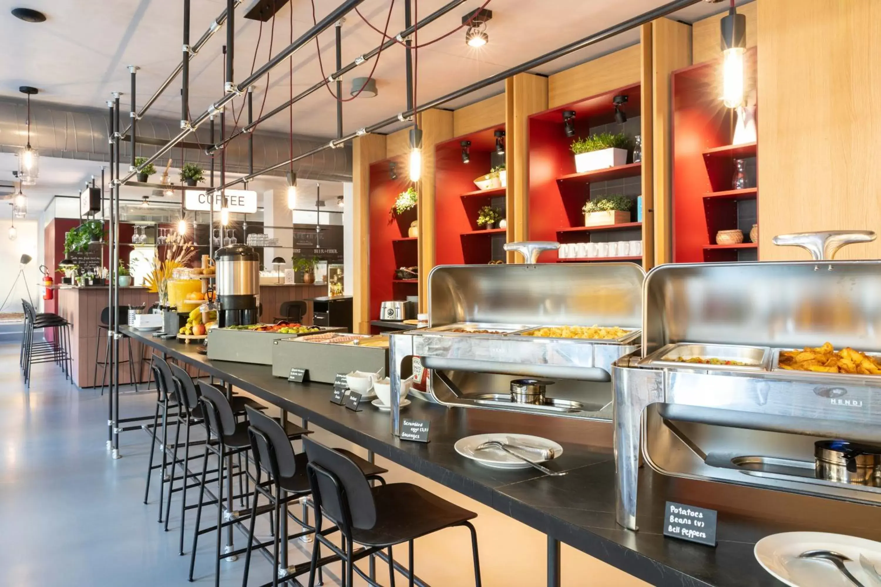 Breakfast in Miss Sophie's Downtown Breakfast in Miss Sophie's Downtown