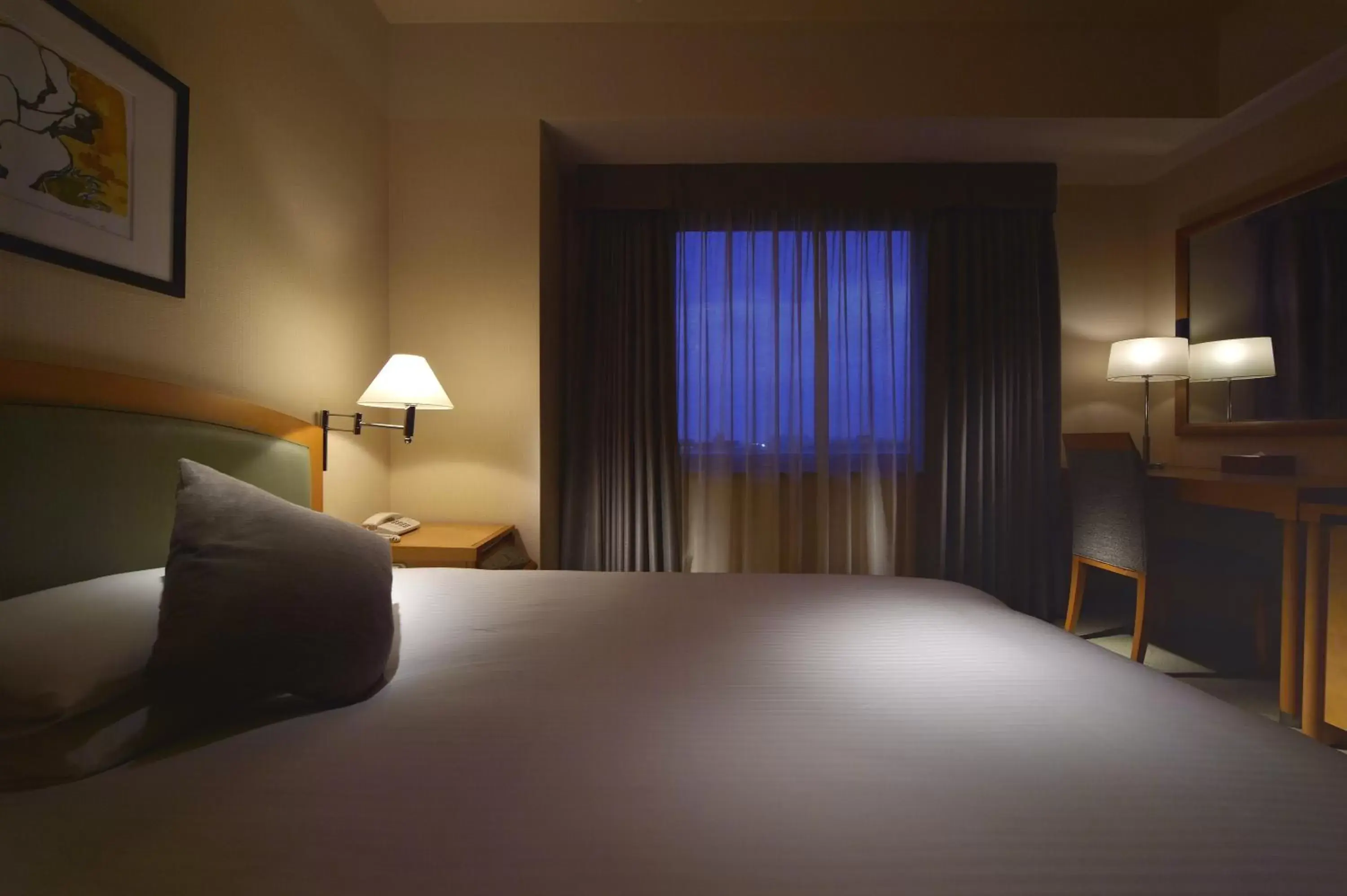 Bed in Royal Pines Hotel Urawa