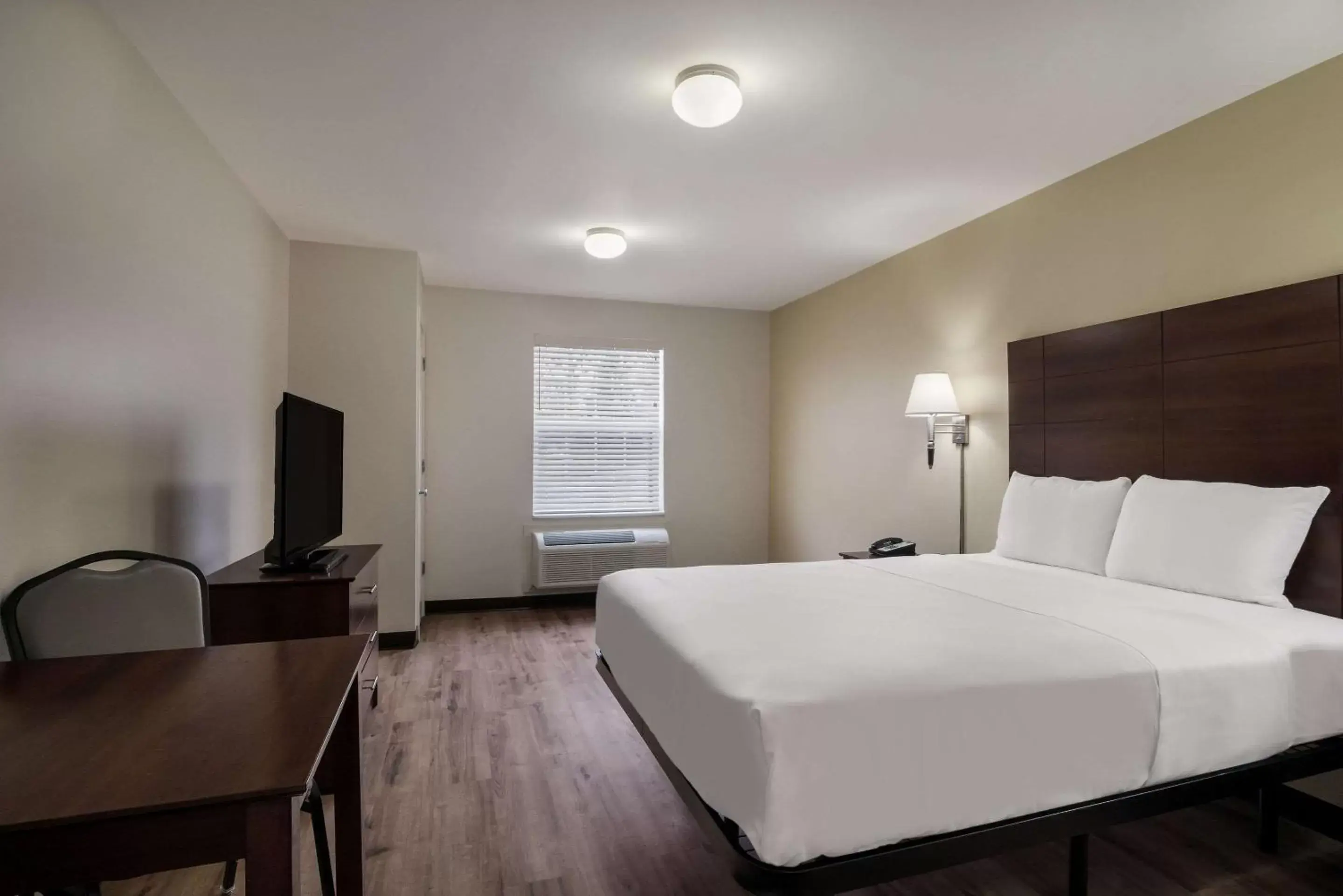 Bedroom in Suburban Extended Stay Hotel Denver Central-Arvada