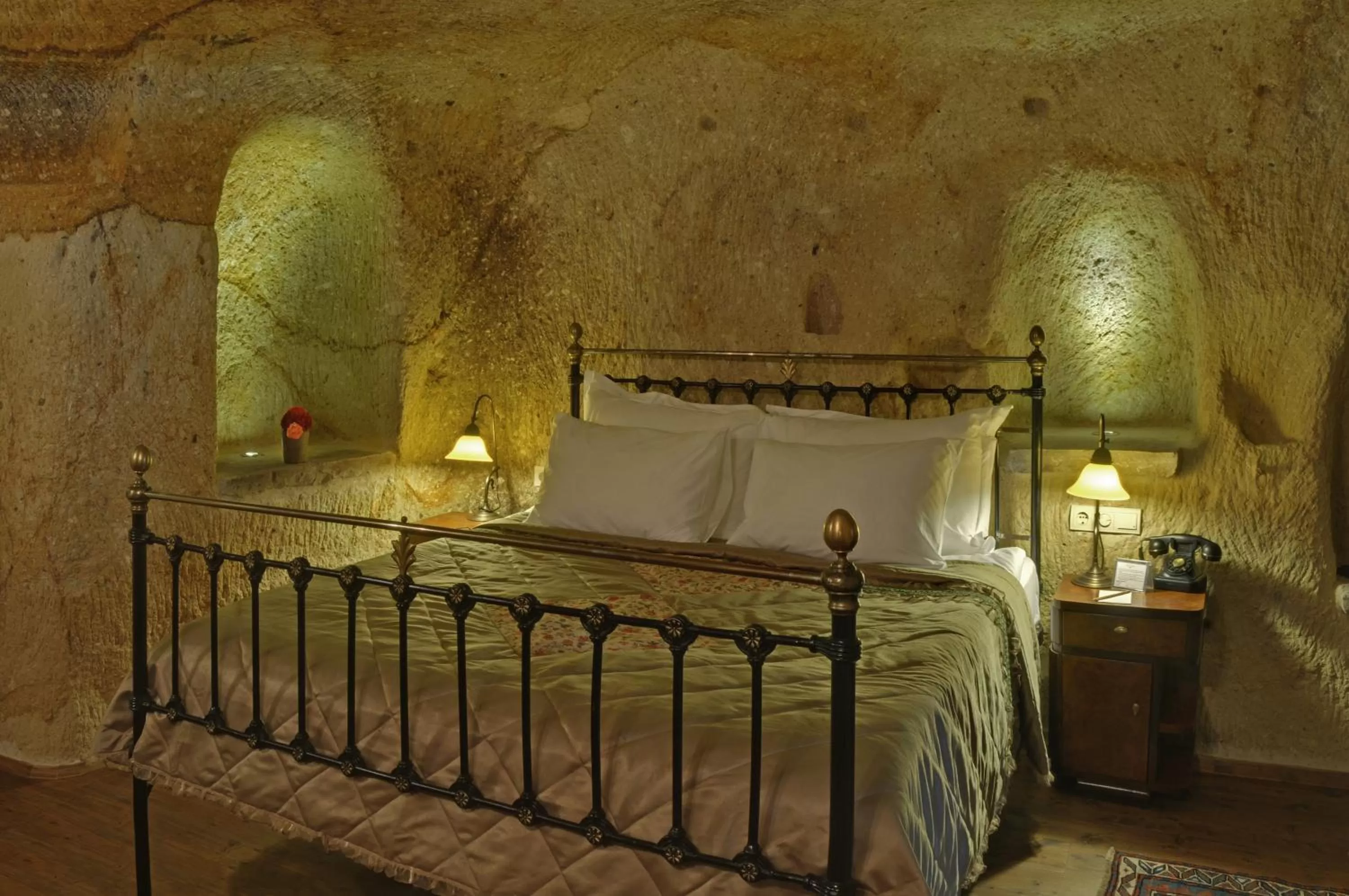 Bed in Dere Suites Cappadocia