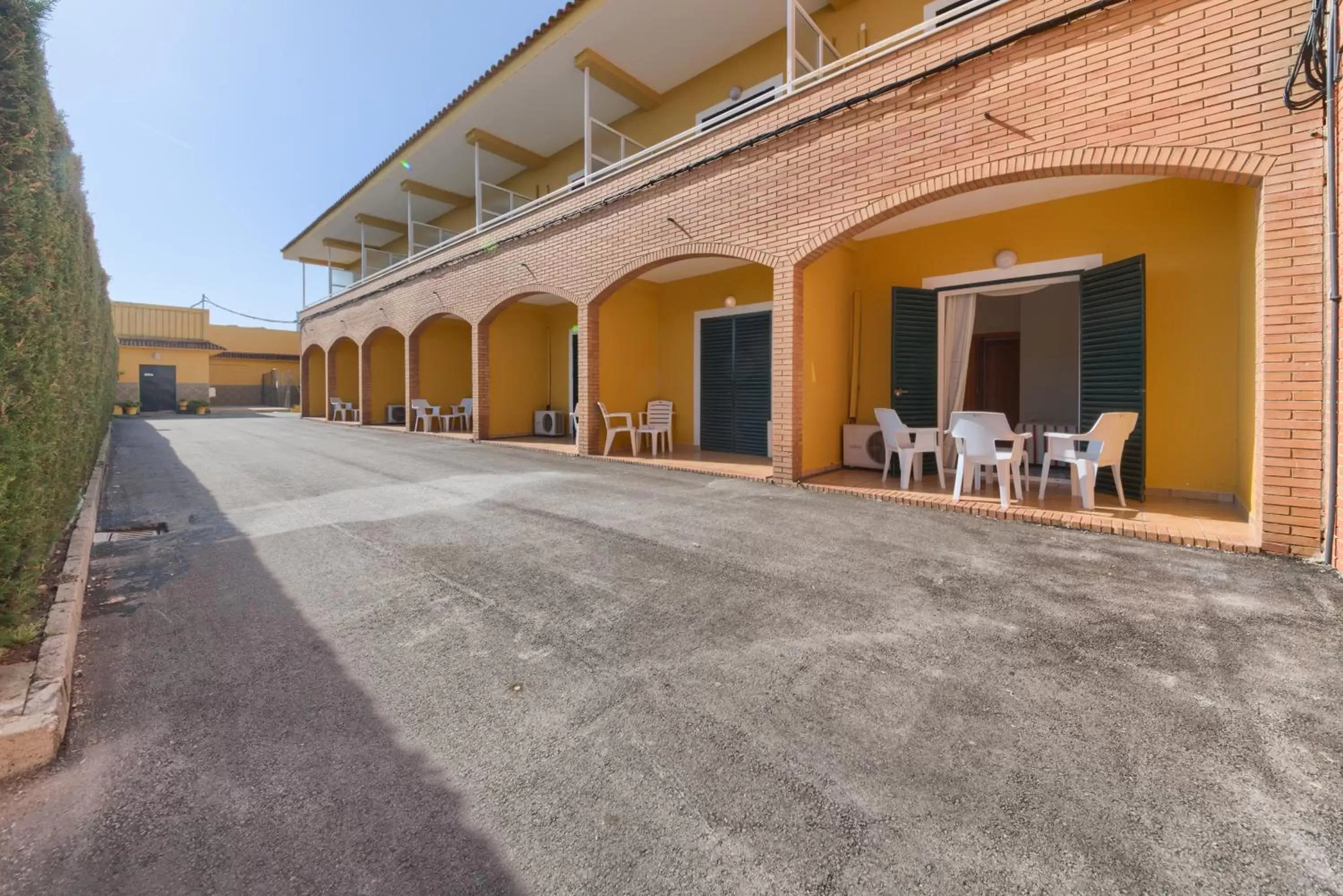 Balcony/Terrace, Property Building in Hotel Torre De Los Guzmanes