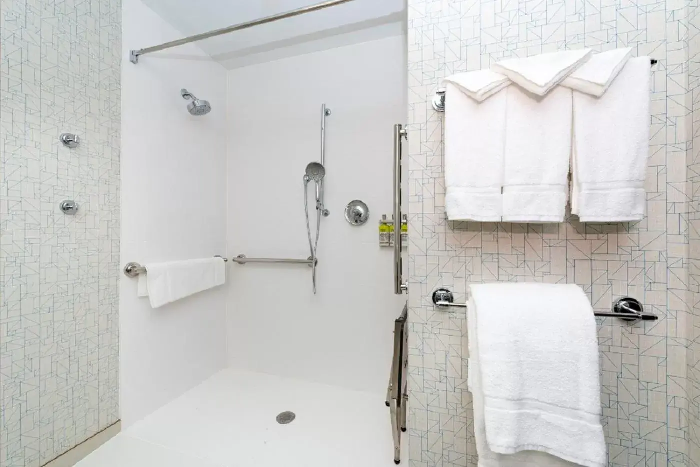 Bathroom in Holiday Inn Express & Suites - Romeoville - Joliet North, an IHG Hotel