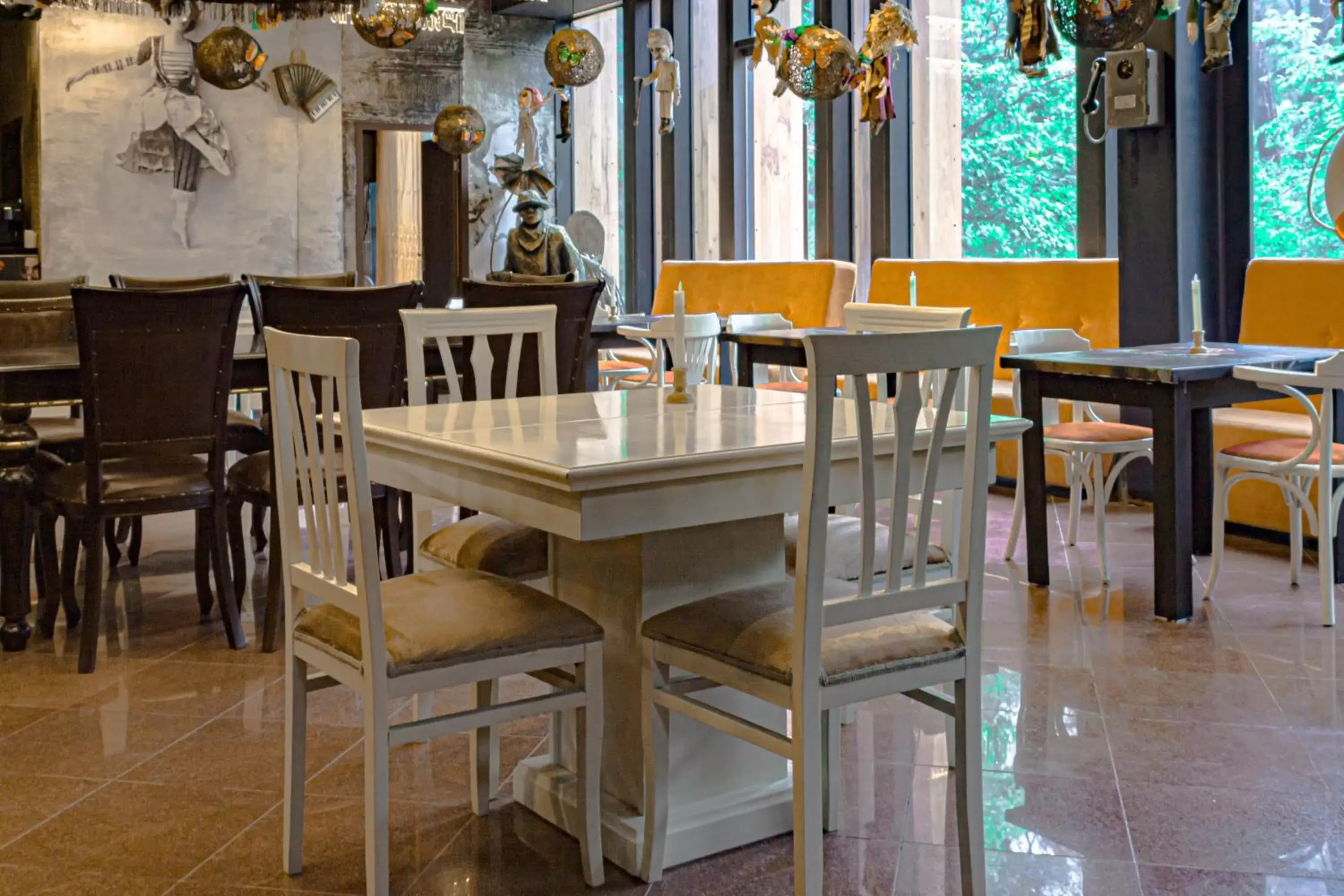 Restaurant/places to eat in Hotel Liberty Theatre Restaurant/places to eat in Hotel Liberty Theatre