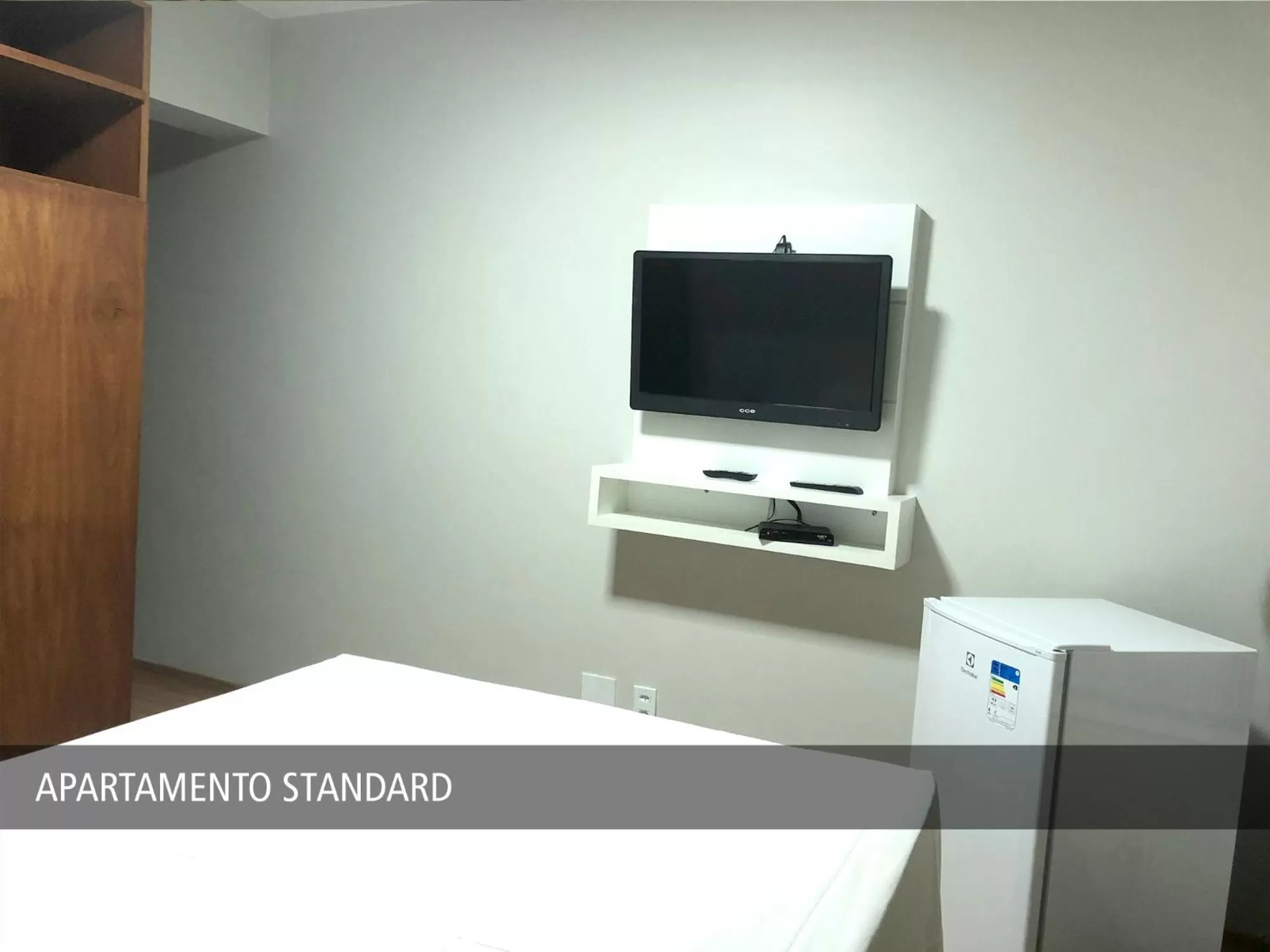 TV/Entertainment Center in Nox Apart Hotel - Garvey