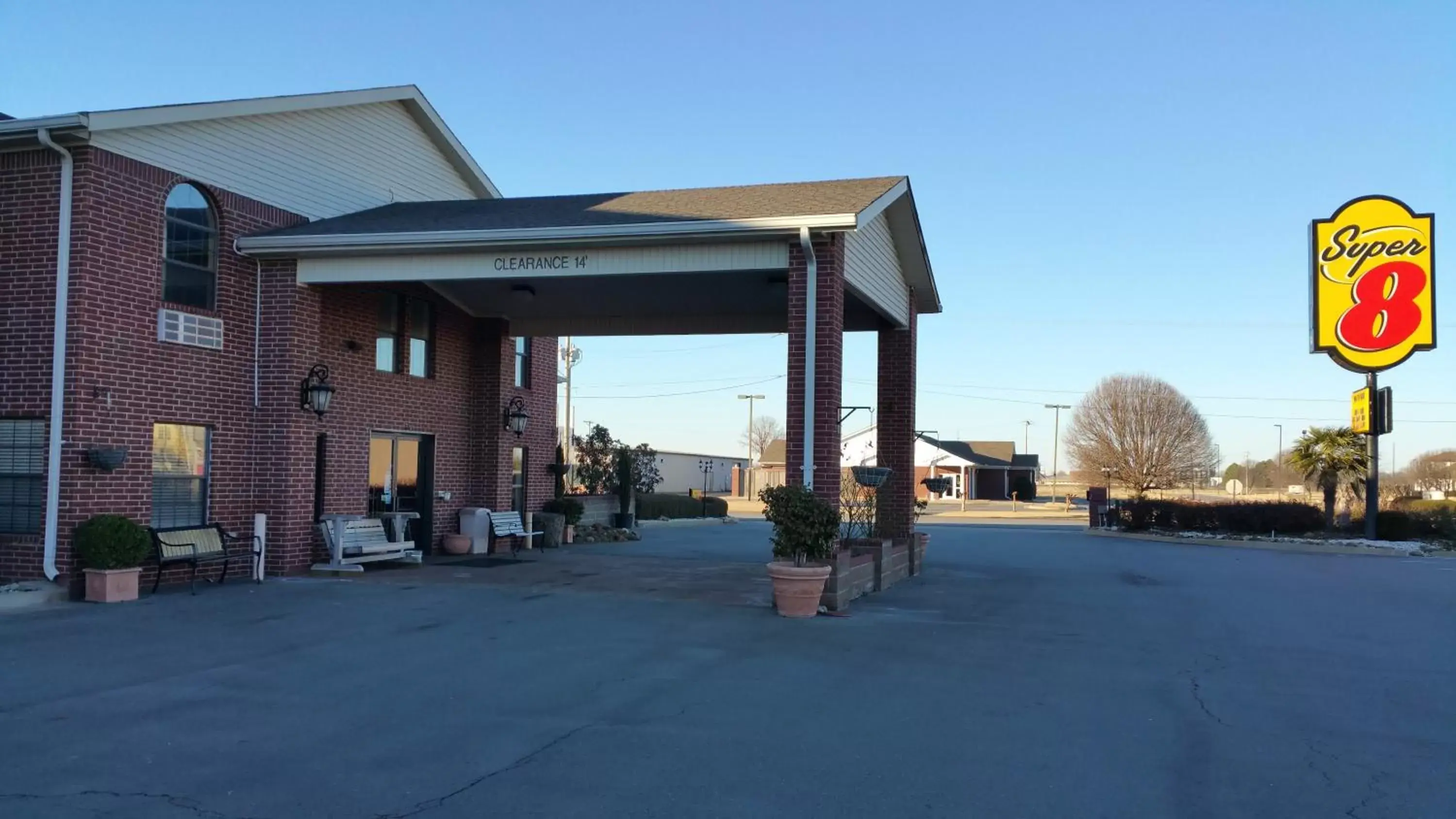 Facade/entrance in Super 8 by Wyndham Pine Bluff Facade/entrance in Super 8 by Wyndham Pine Bluff