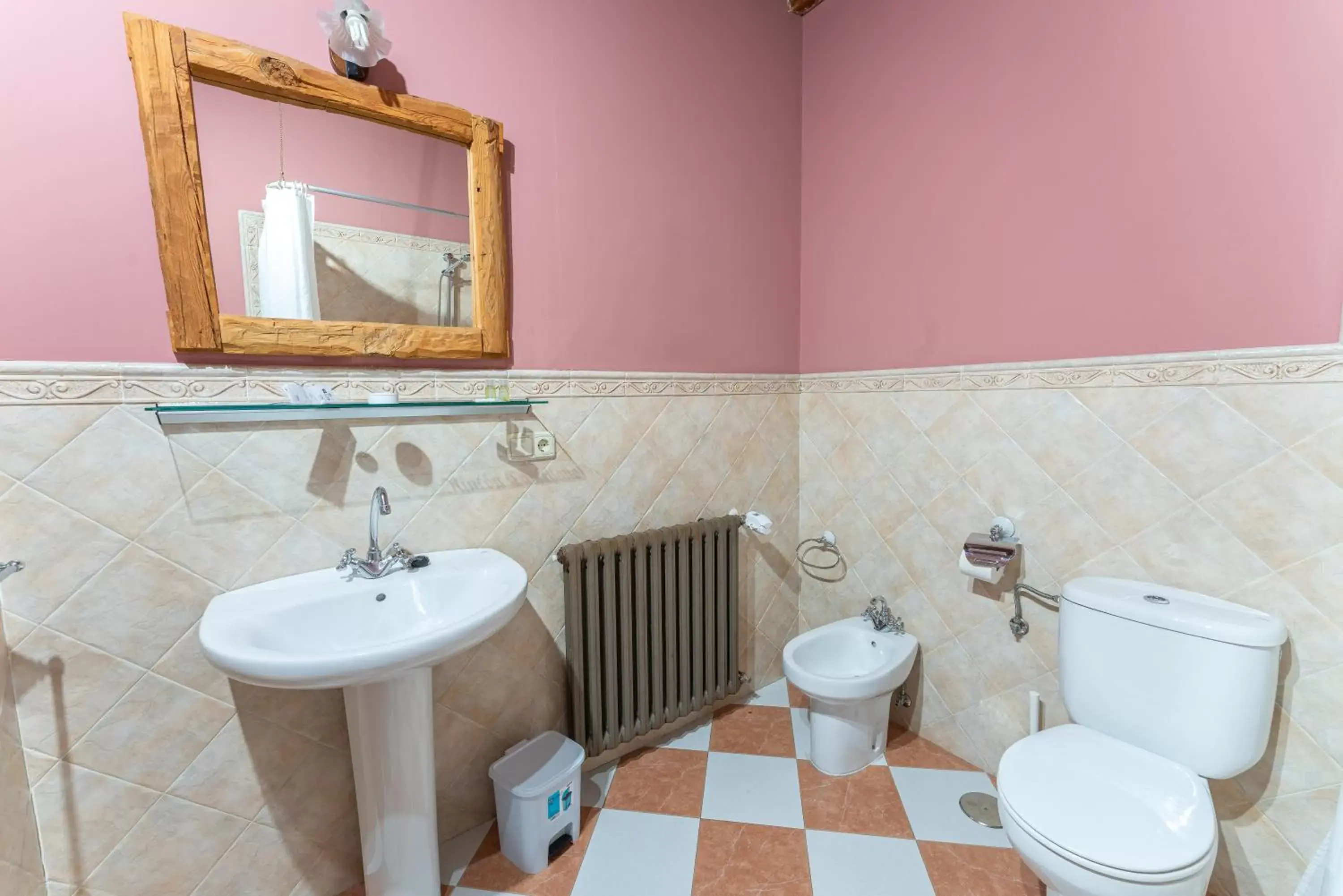 Bathroom in Hotel Rincón Castellano